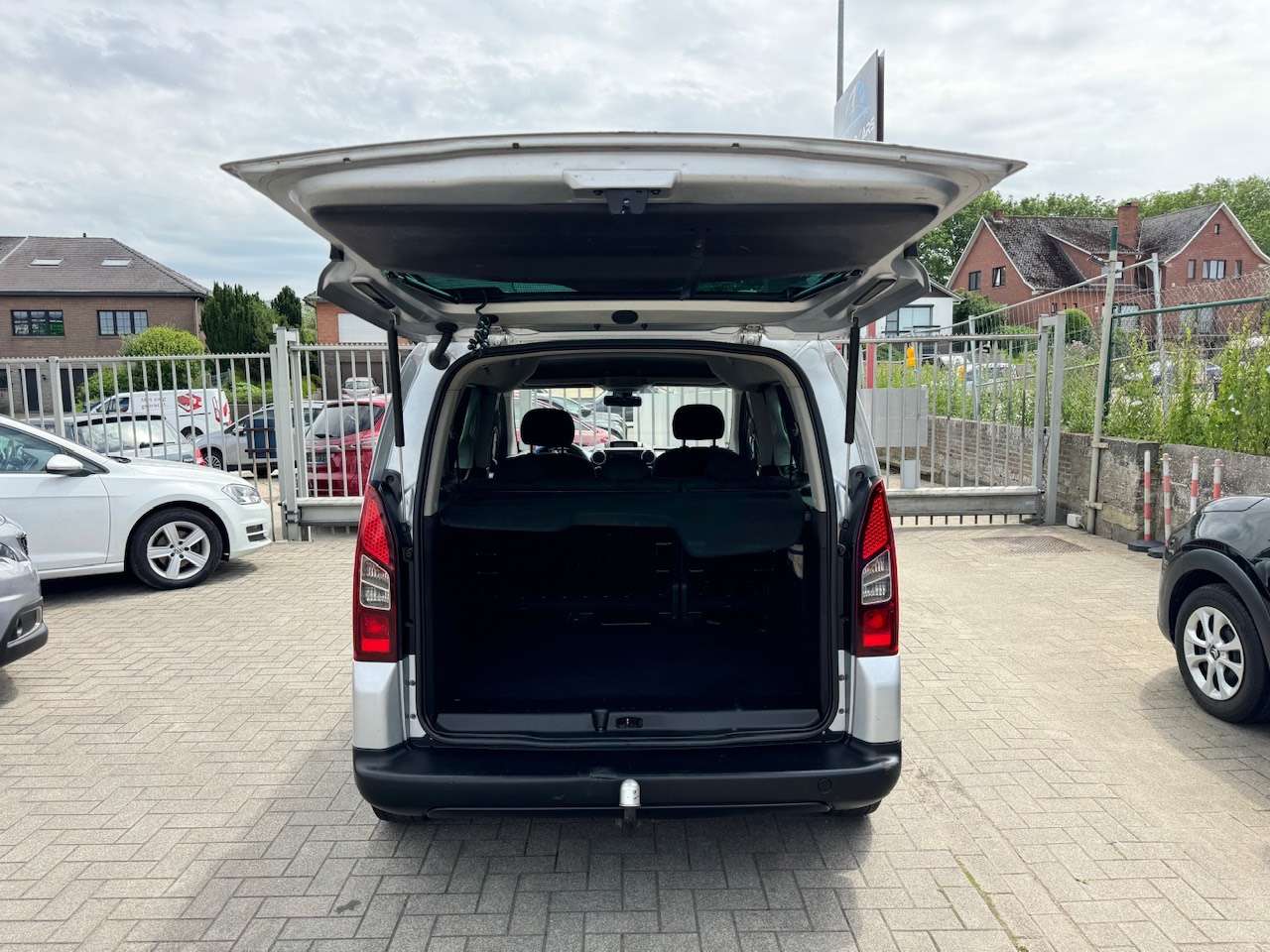 Peugeot Partner Tepee Outdoor 1.6 e-HDi