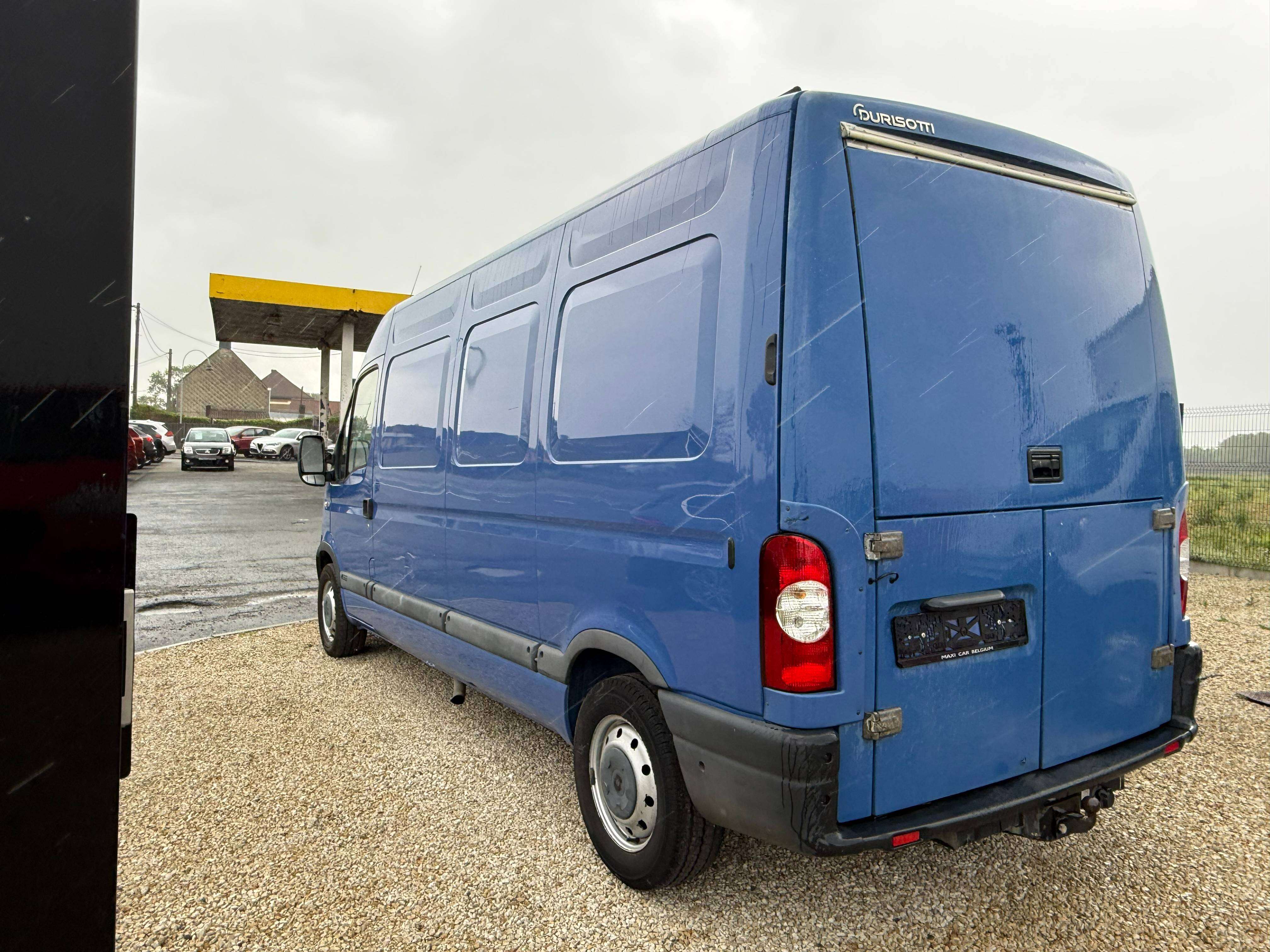 Renault Master 2.5 dCi 35 L3H2 / Uniquement marchand ou export!