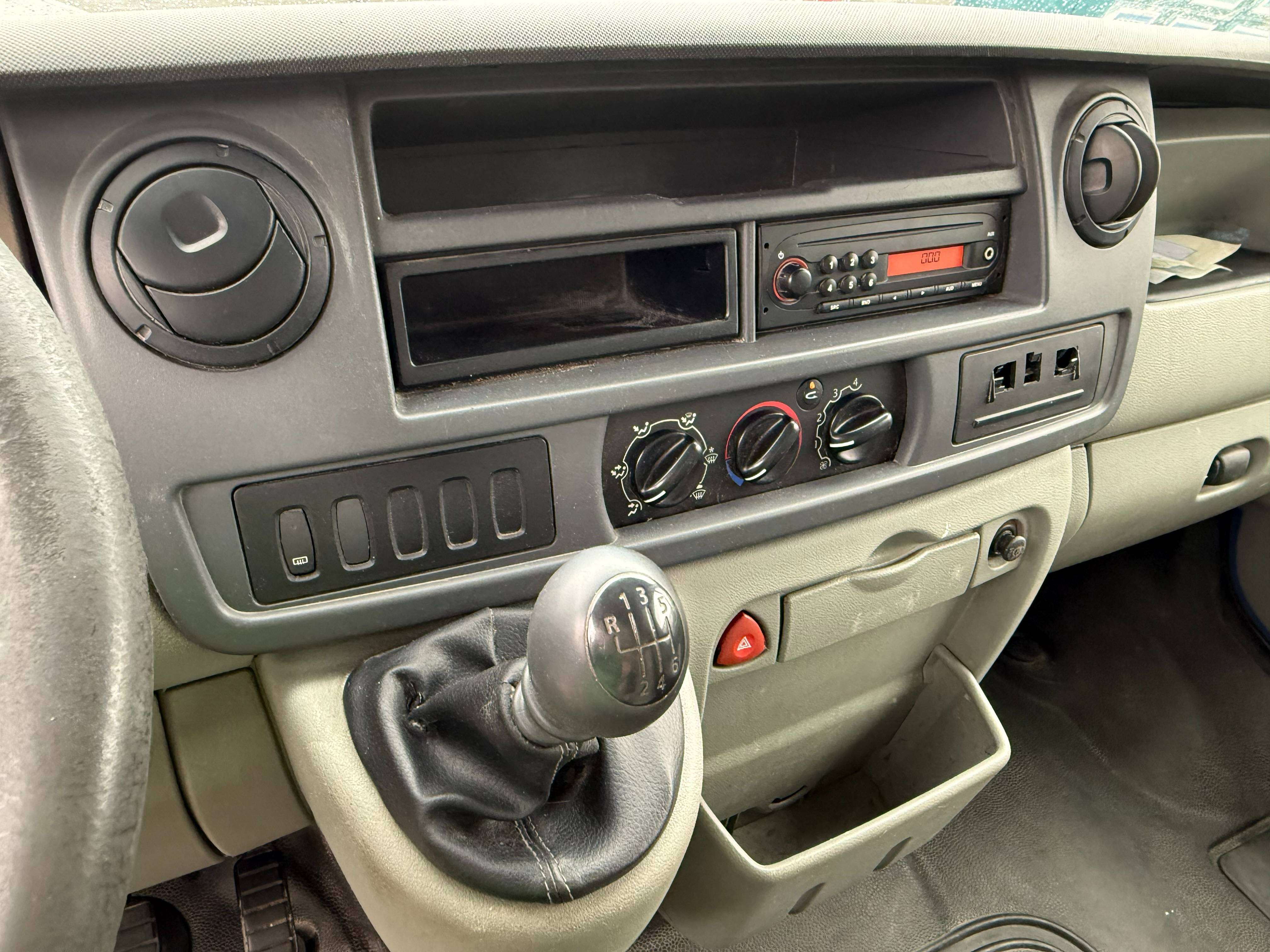 Renault Master 2.5 dCi 35 L3H2 / Uniquement marchand ou export!