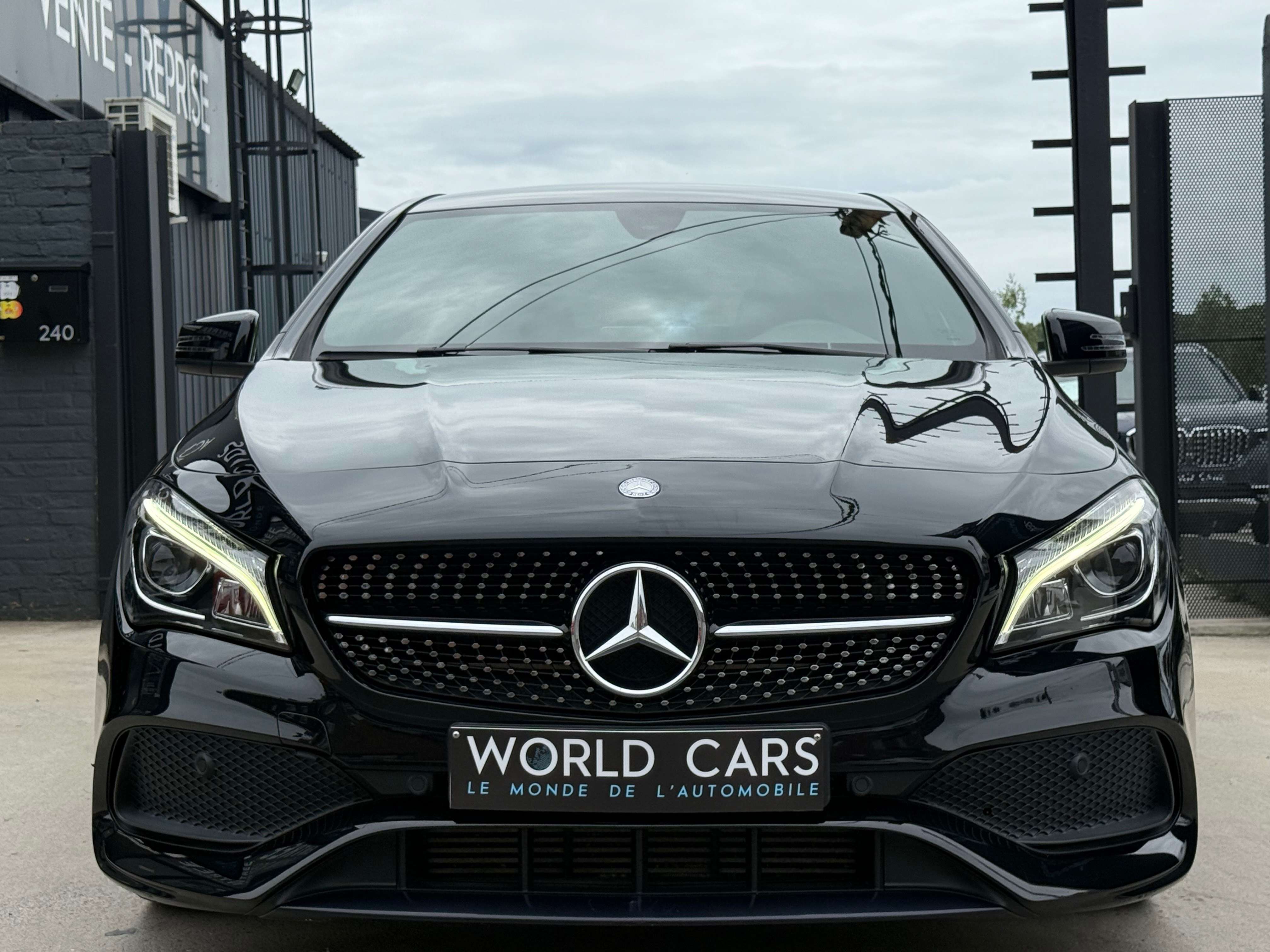 Mercedes-Benz CLA 180 d PACK AMG - NAVIGATION - CAMERA - DRIVE SELECT - GARANTIE 12MOIS