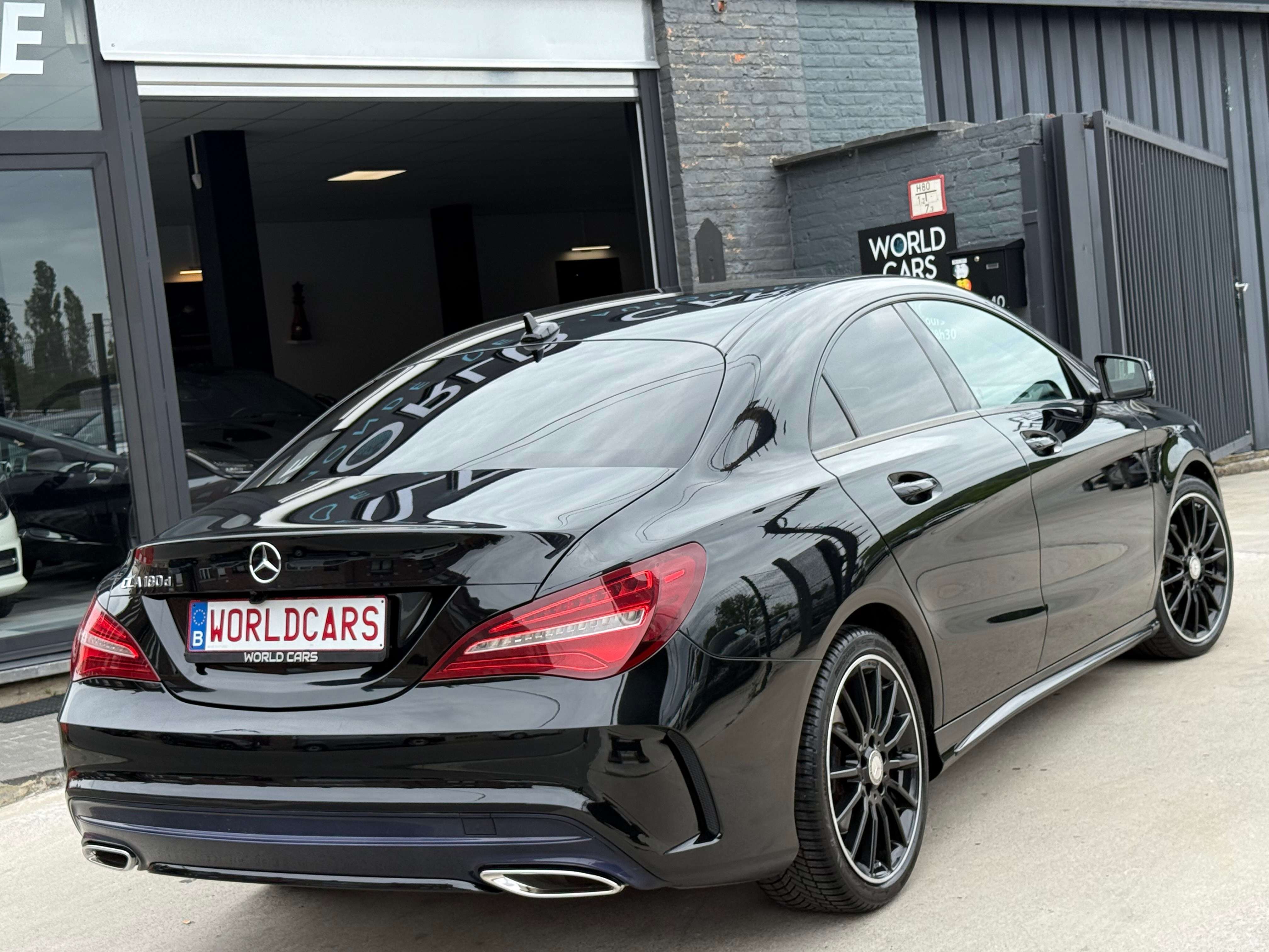 Mercedes-Benz CLA 180 d PACK AMG - NAVIGATION - CAMERA - DRIVE SELECT - GARANTIE 12MOIS