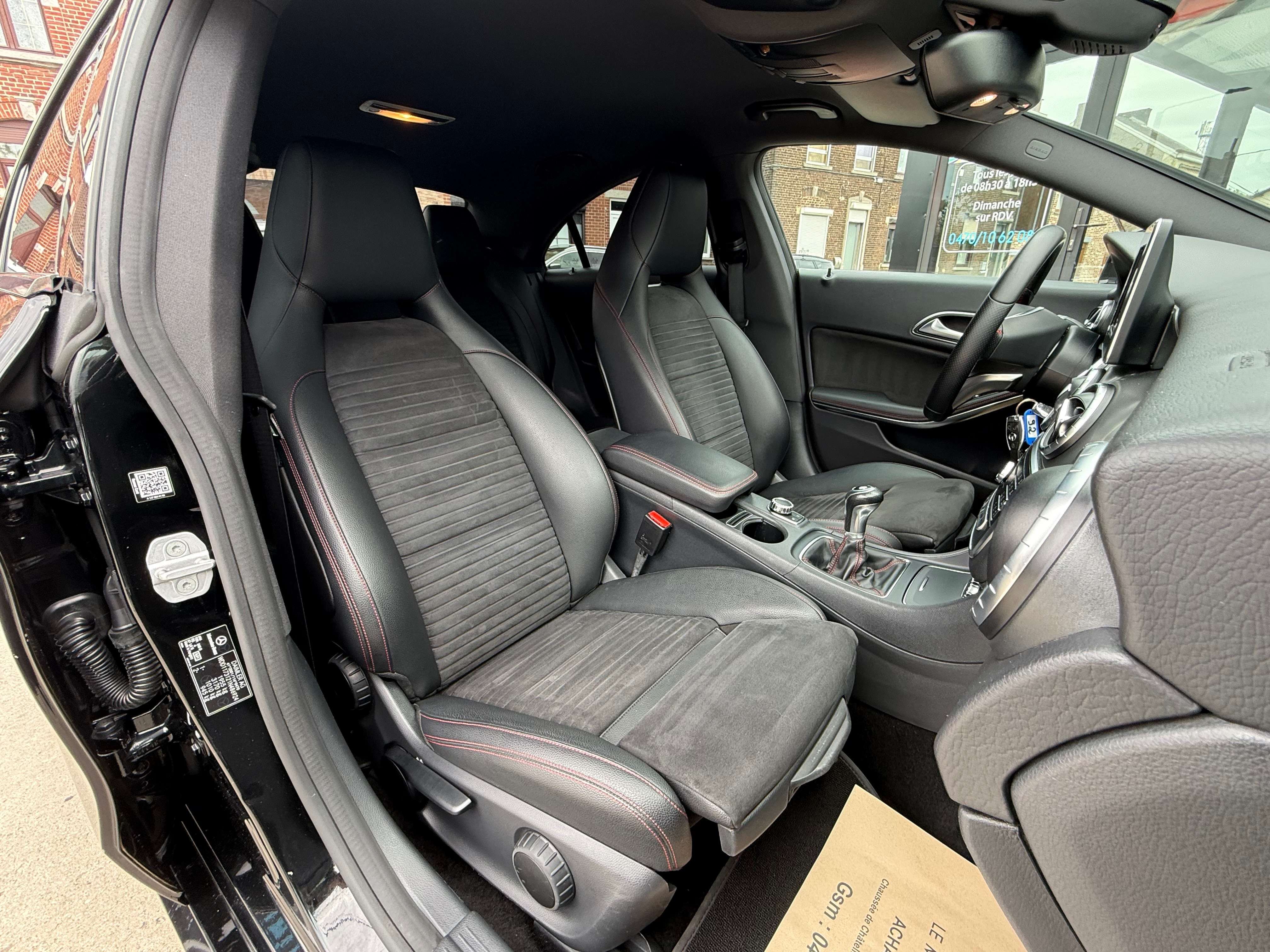 Mercedes-Benz CLA 180 d PACK AMG - NAVIGATION - CAMERA - DRIVE SELECT - GARANTIE 12MOIS
