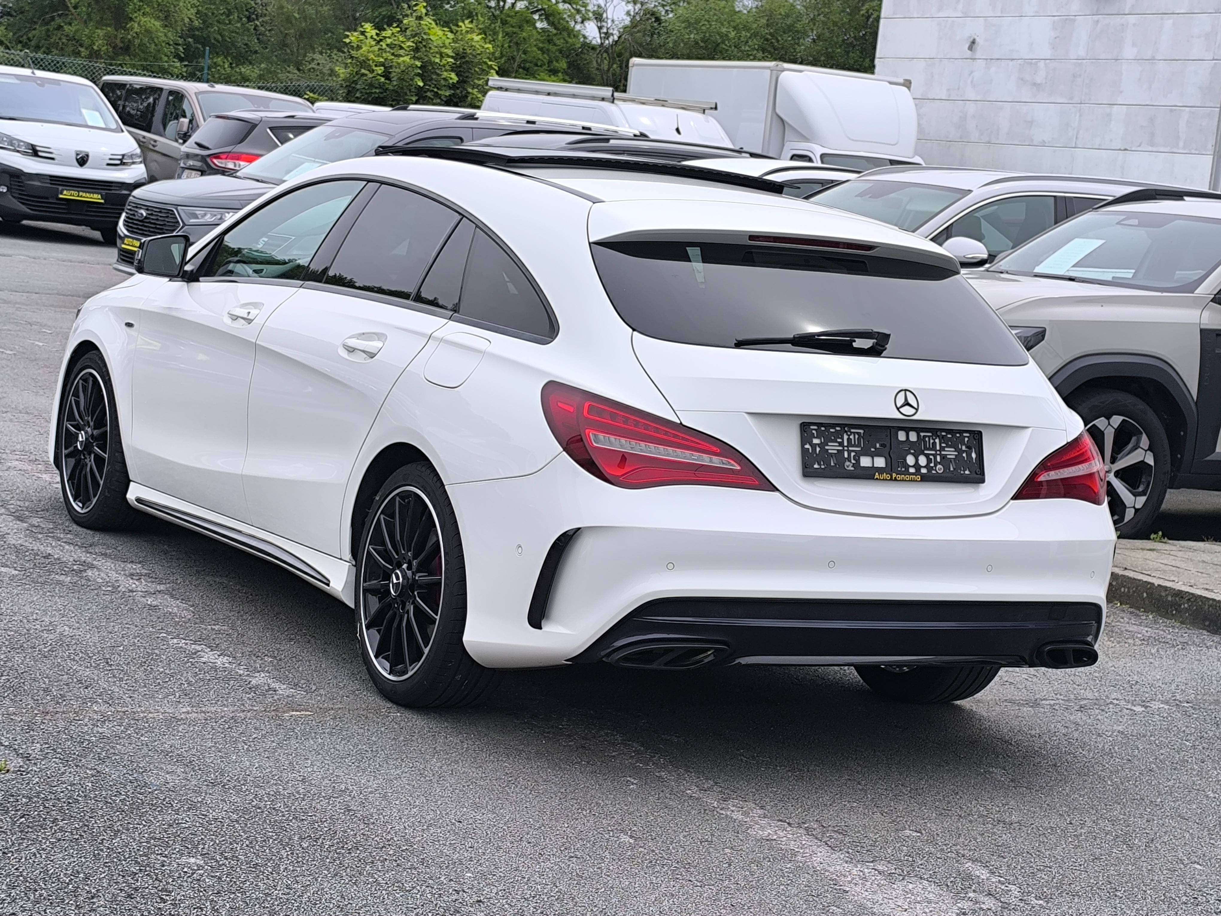Mercedes-Benz CLA 180 SHOOTING BREAK PACK AMG NIGHT TOIT PANO CUIR  FULL