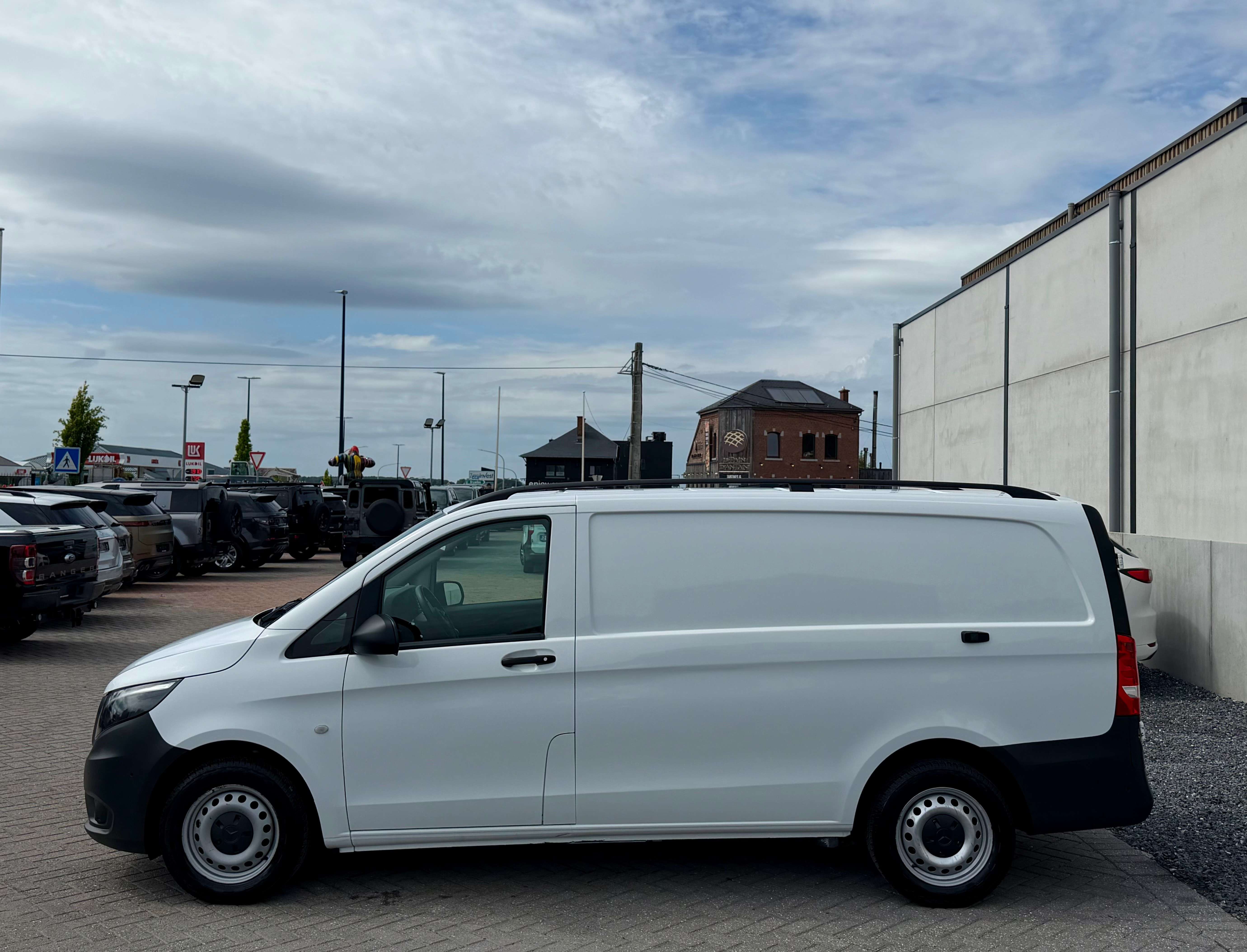 Mercedes-Benz Vito Utilitaire NETTO 16 488€