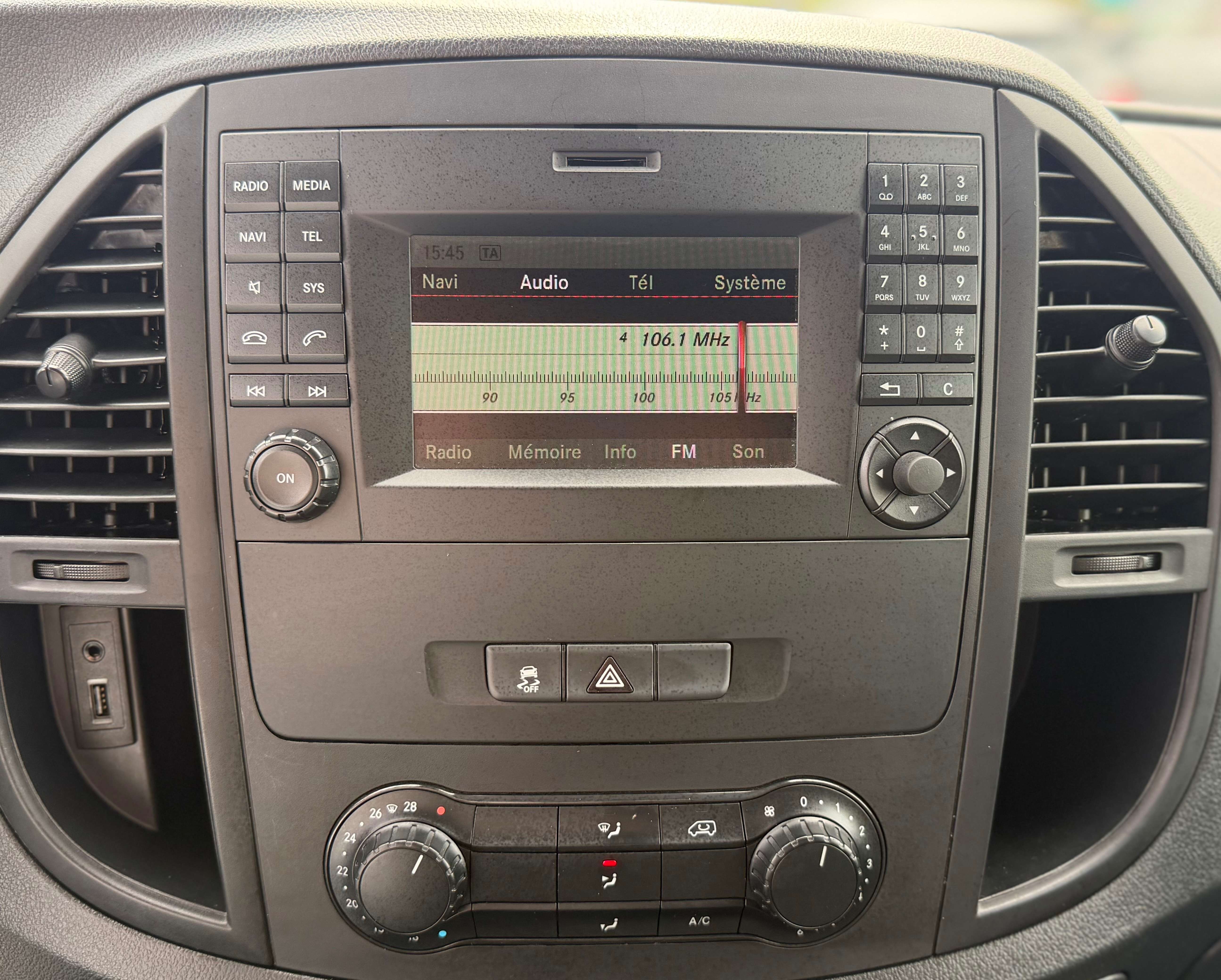 Mercedes-Benz Vito Utilitaire NETTO 16 488€