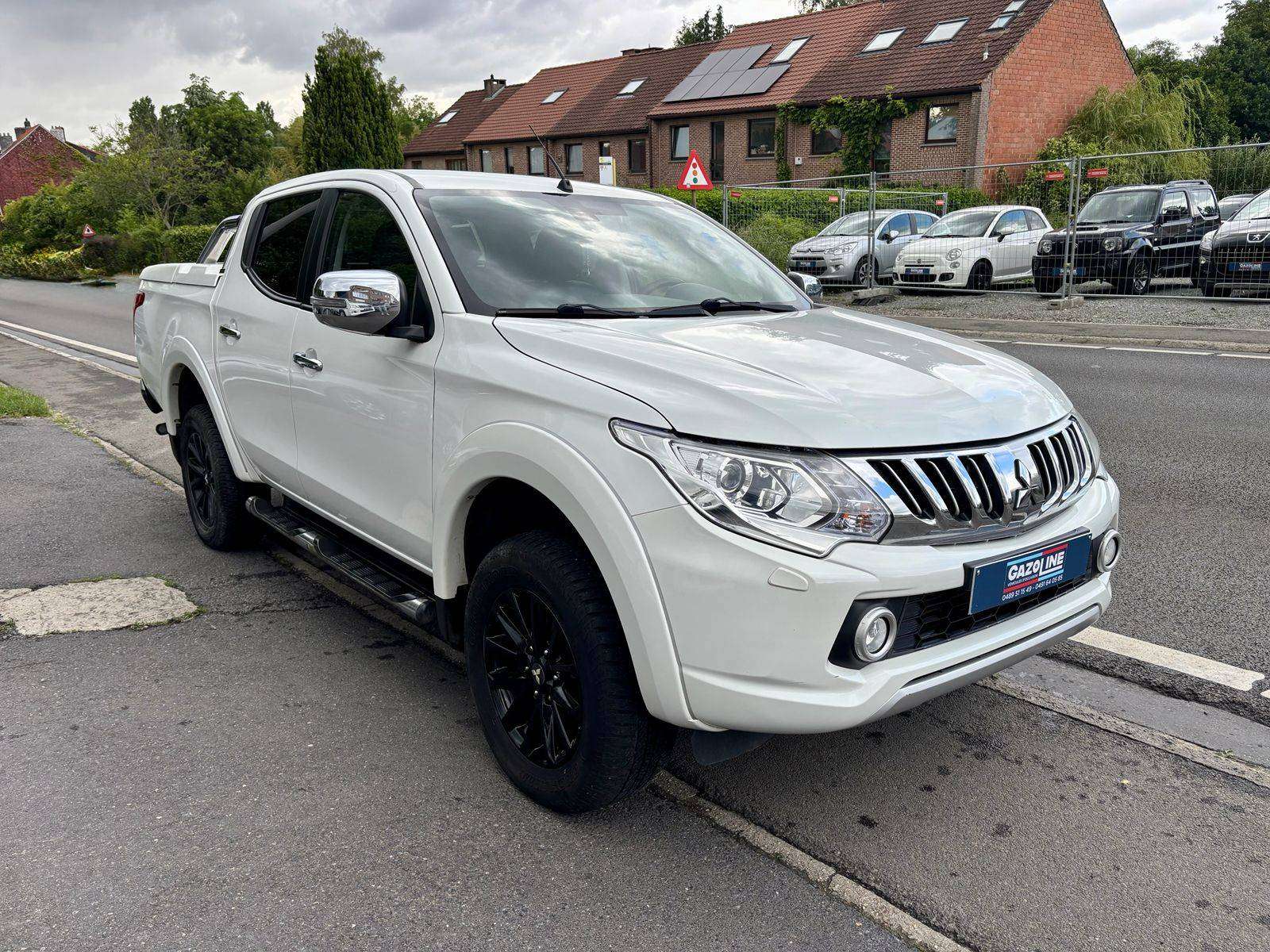 Mitsubishi L200 L 200/2.4 D/Good condition/Full Options