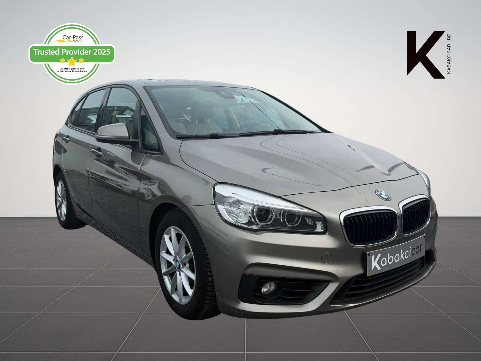 BMW 218 Active Tourer 218 d / Toit ouvrant / Navi / Clim / Cuir