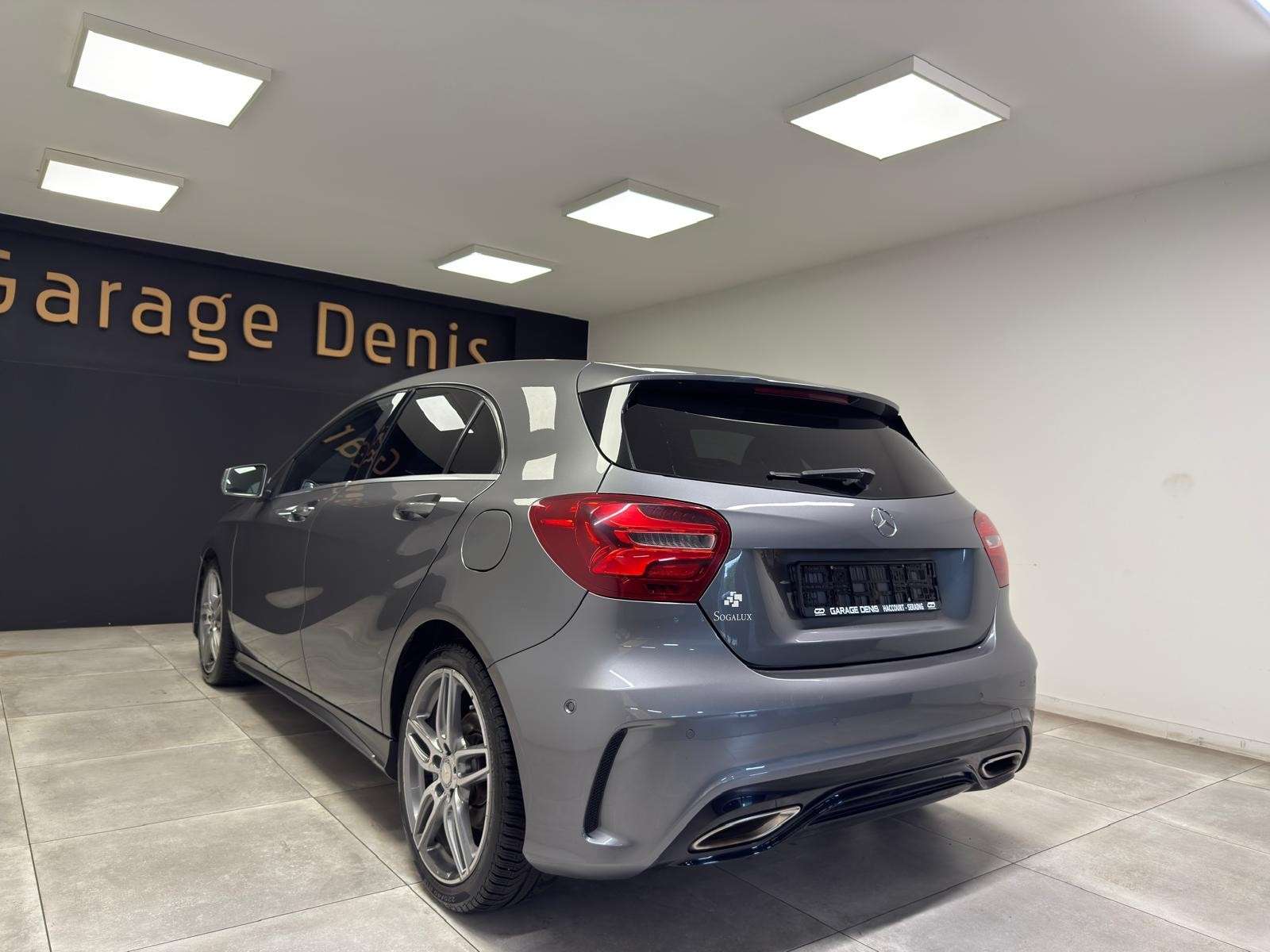 Mercedes-Benz A 200 A 200**PACK AMG**BOITE-AUTO**GPS*LED*CUIR*G