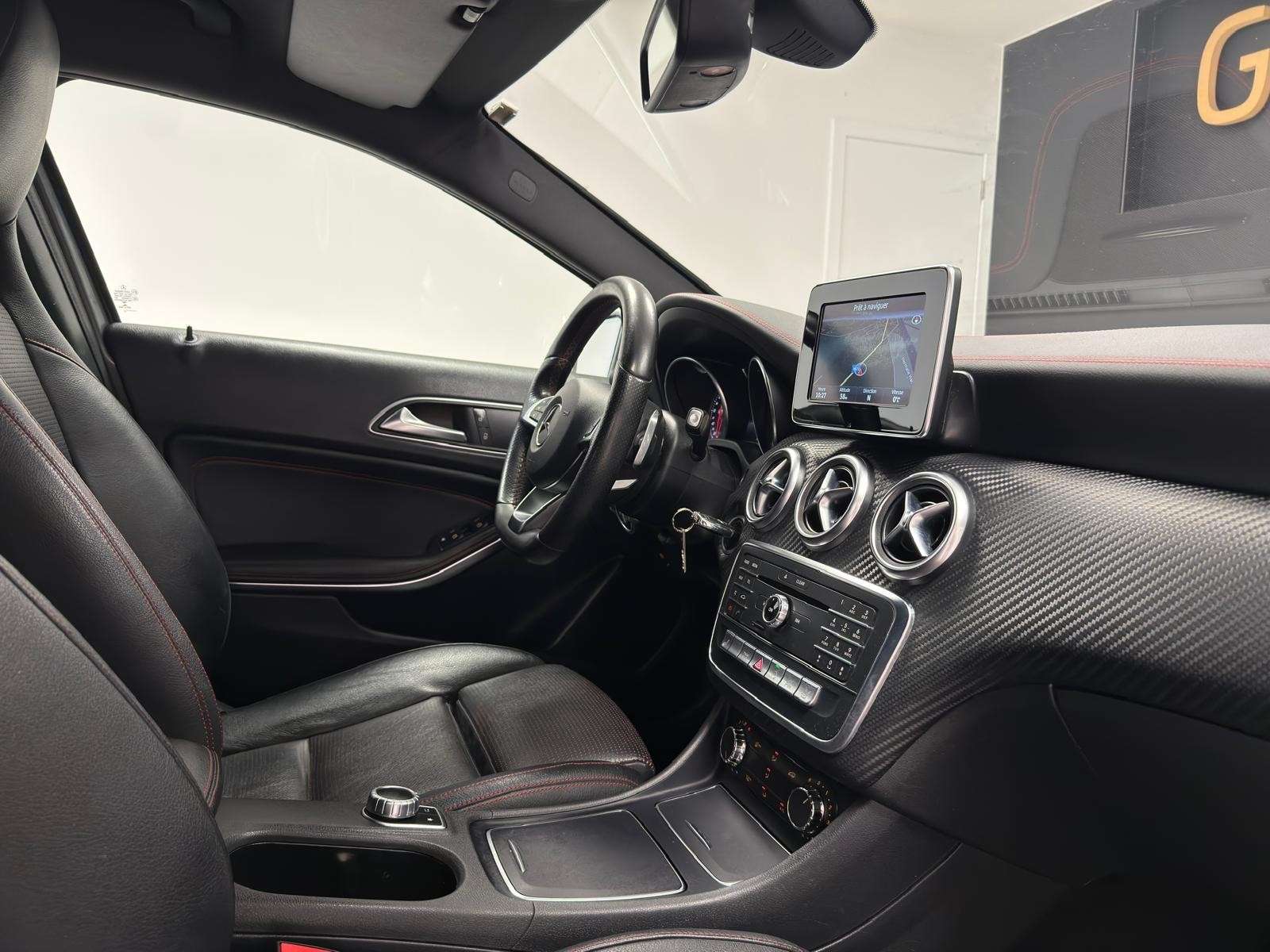 Mercedes-Benz A 200 A 200**PACK AMG**BOITE-AUTO**GPS*LED*CUIR*G