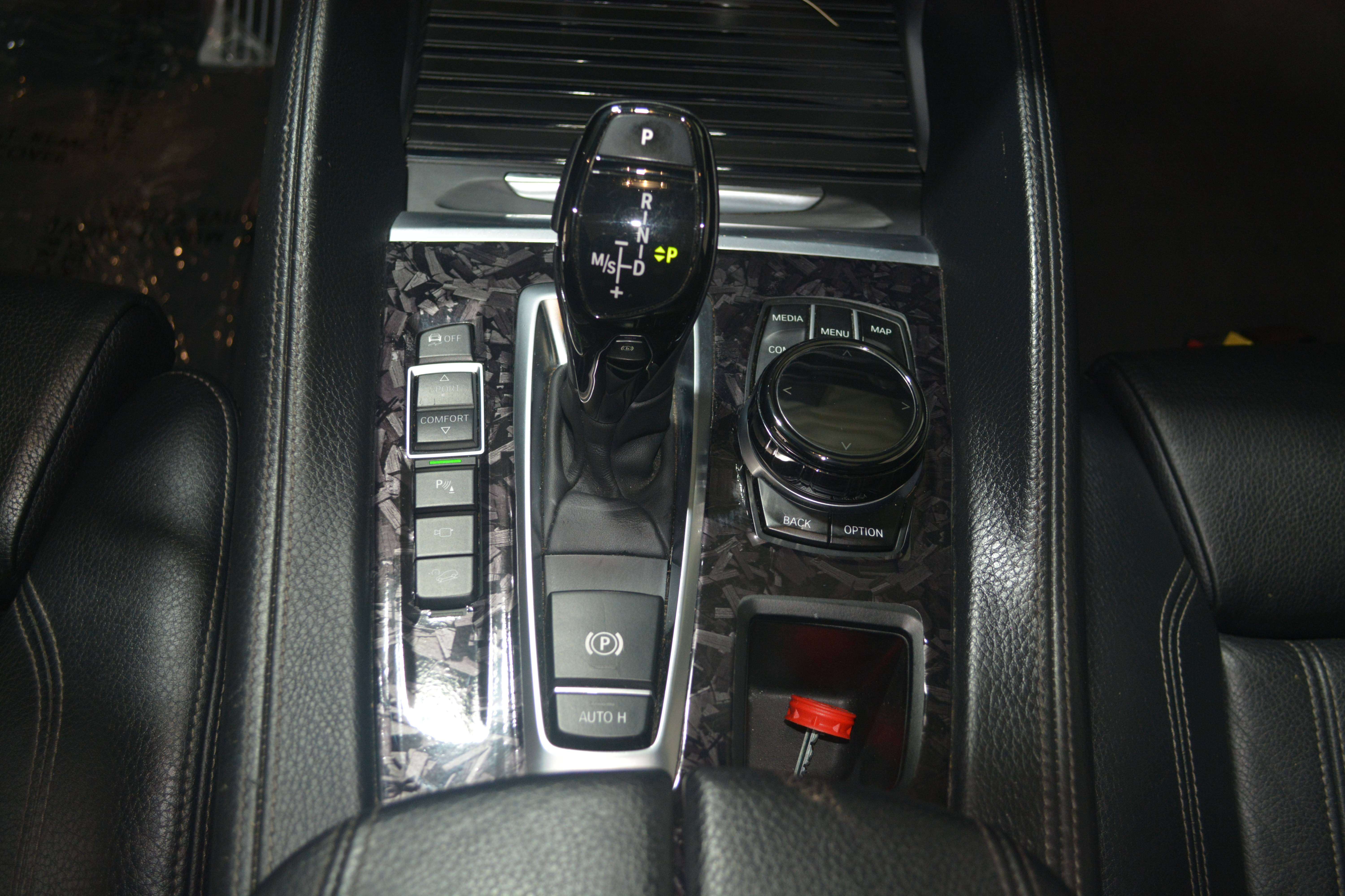 BMW X6 X6 3.0 dAS xDrive30 / HEAD-UP / M PACK / SCHUIFDAK / FULL, FULL