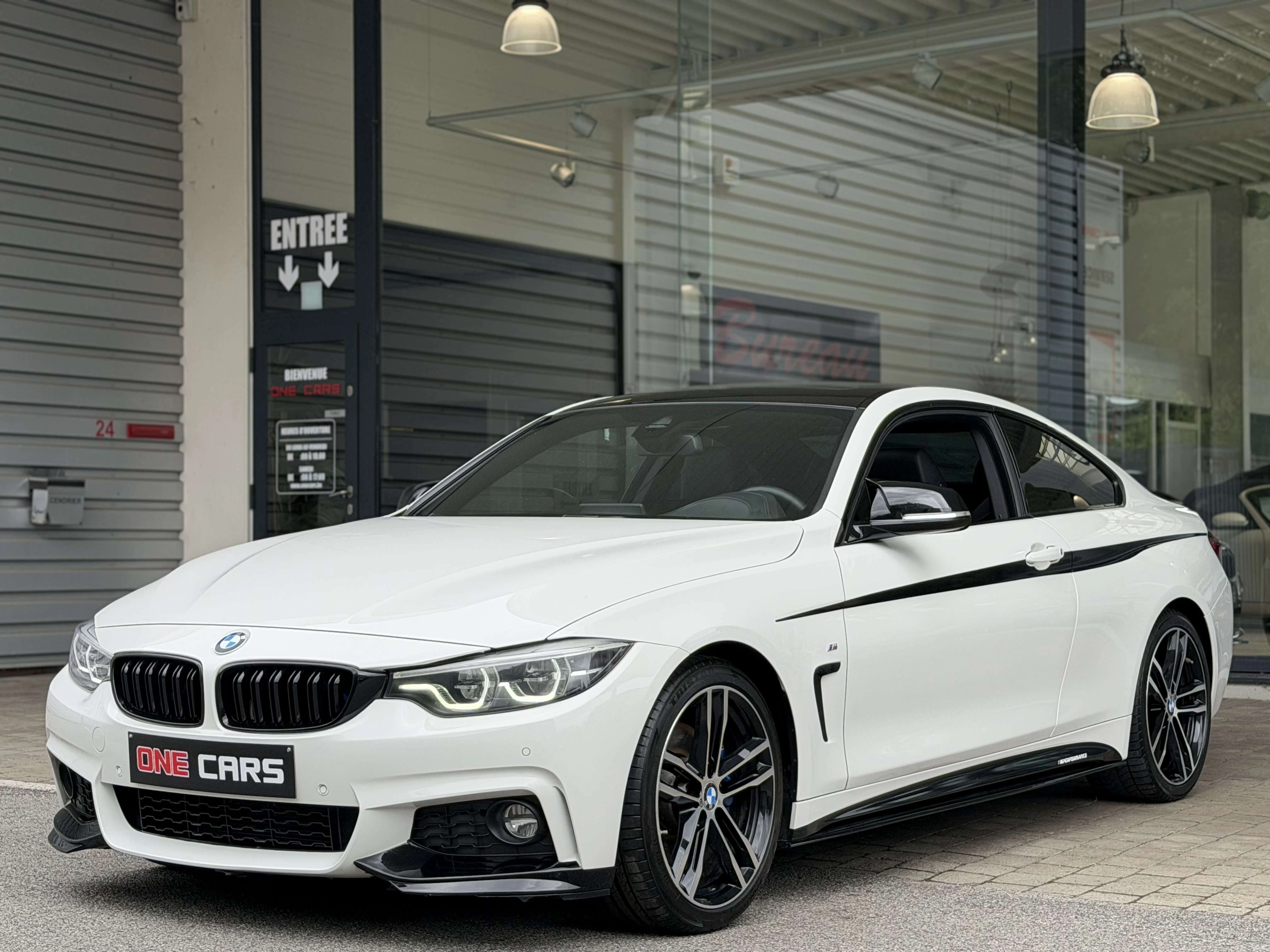 BMW 430 iA Coupé (PACK M Performance) COCKPIT-CARPLAY-CAMERA-TOE-CUIR-GPS-JA19P-GAR 12MOIS