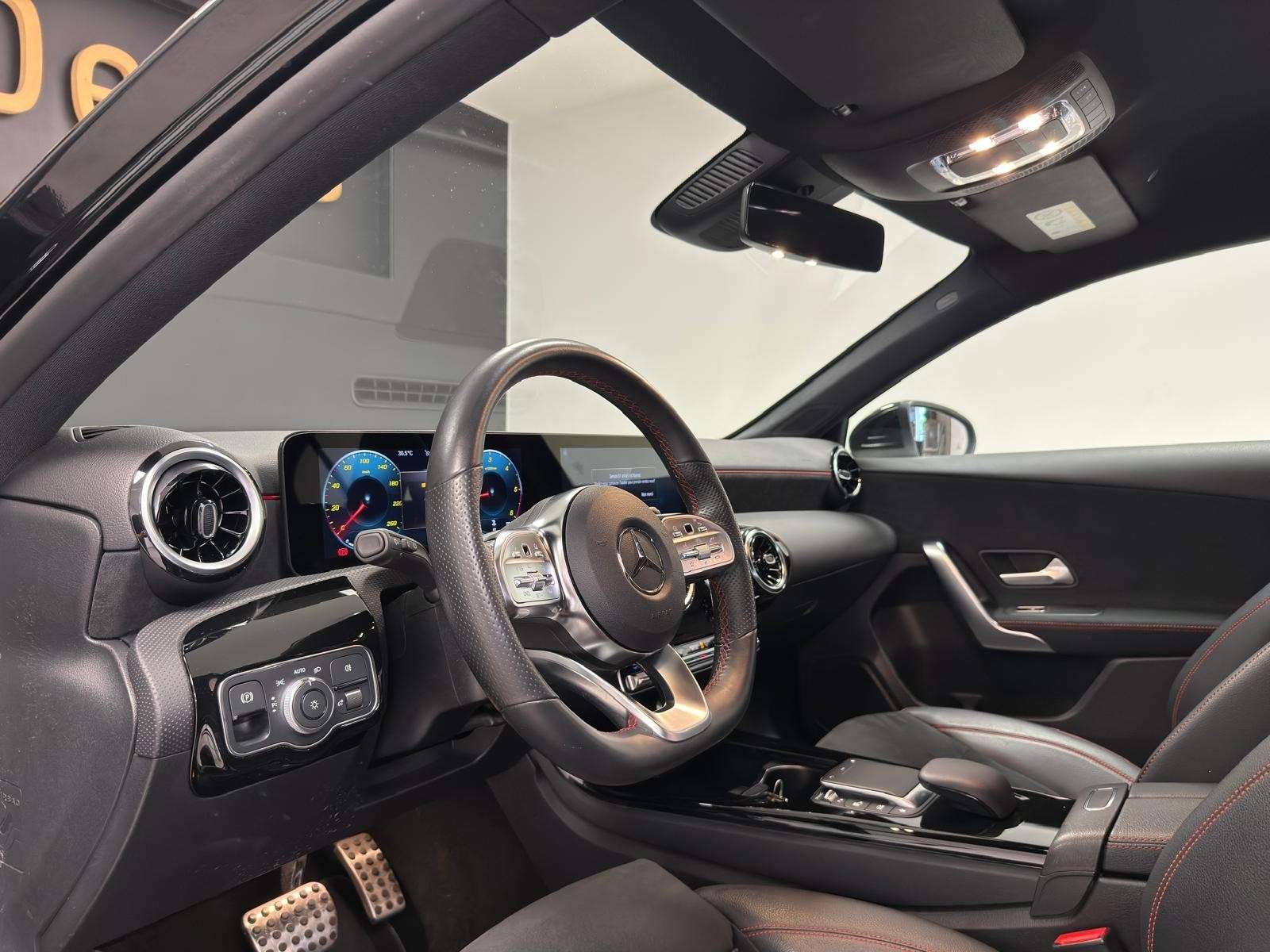 Mercedes-Benz A 180 A 180 d AMG Line**BOITE-AUTO*GPS+CAMERA*LED*CUIR*G
