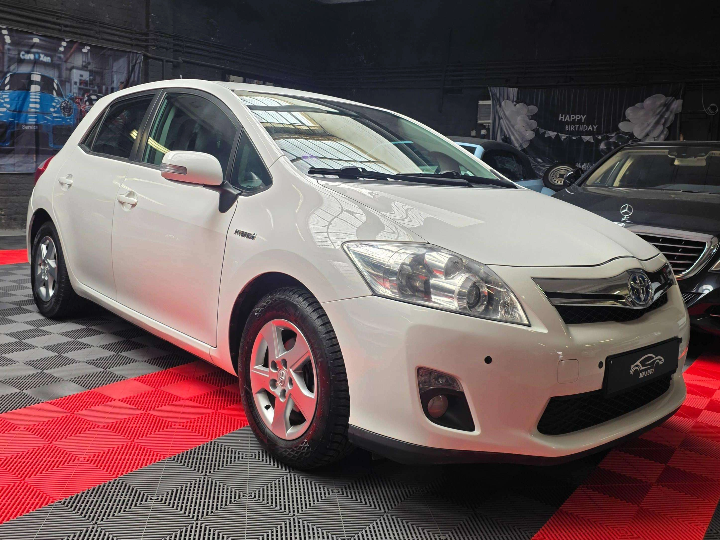 Toyota Auris Auris HEV 1.8i HSD Vendu avec CT