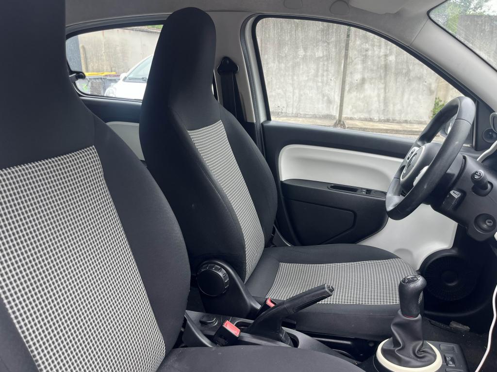 Renault Twingo 1.0 SCe - 70 BV EDC III BERLINE Zen PHASE 1