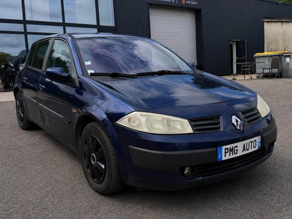 Renault Megane 1.6i 16V - 115 BVA II BERLINE Confort Authentique PHASE 1