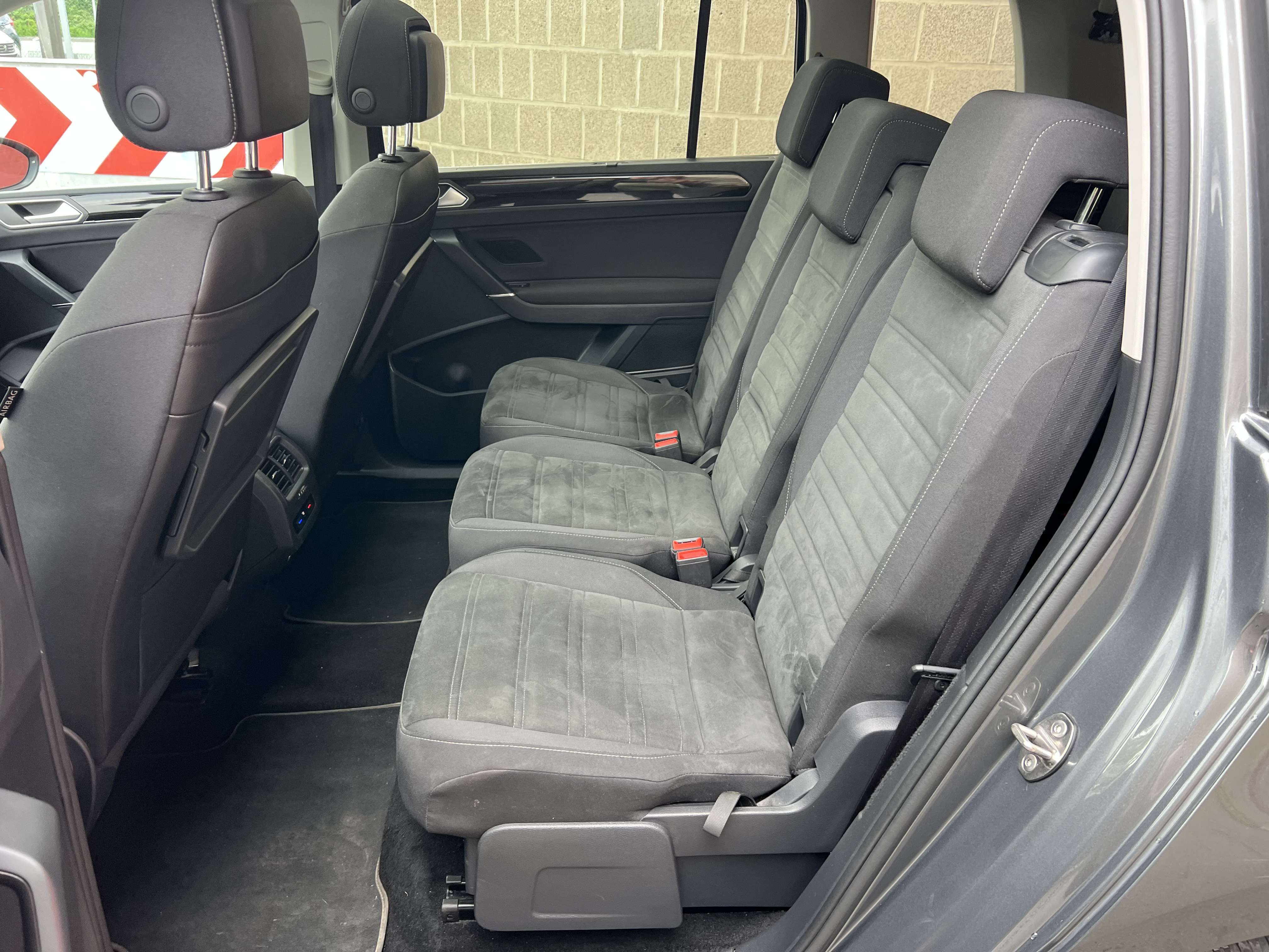 Volkswagen Touran 1.0 TSI Highline OPF /7 PLACES +NAVI +PANORAMIQUE
