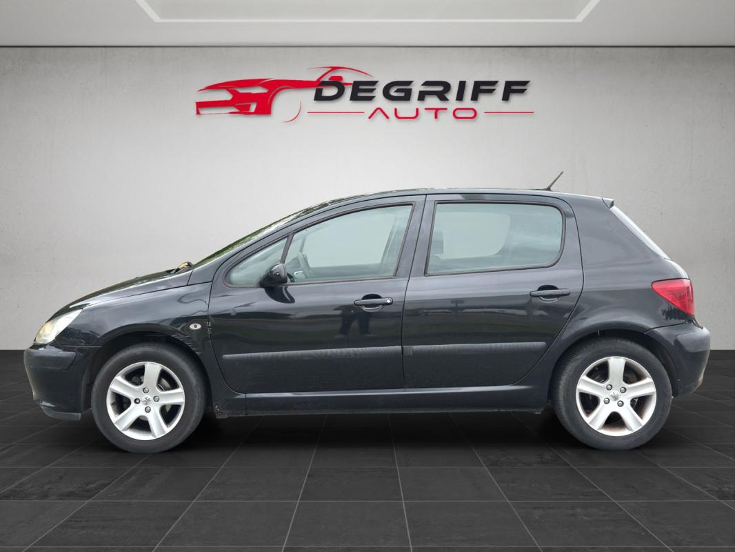 Peugeot 307 1.6i 16V XR Présence