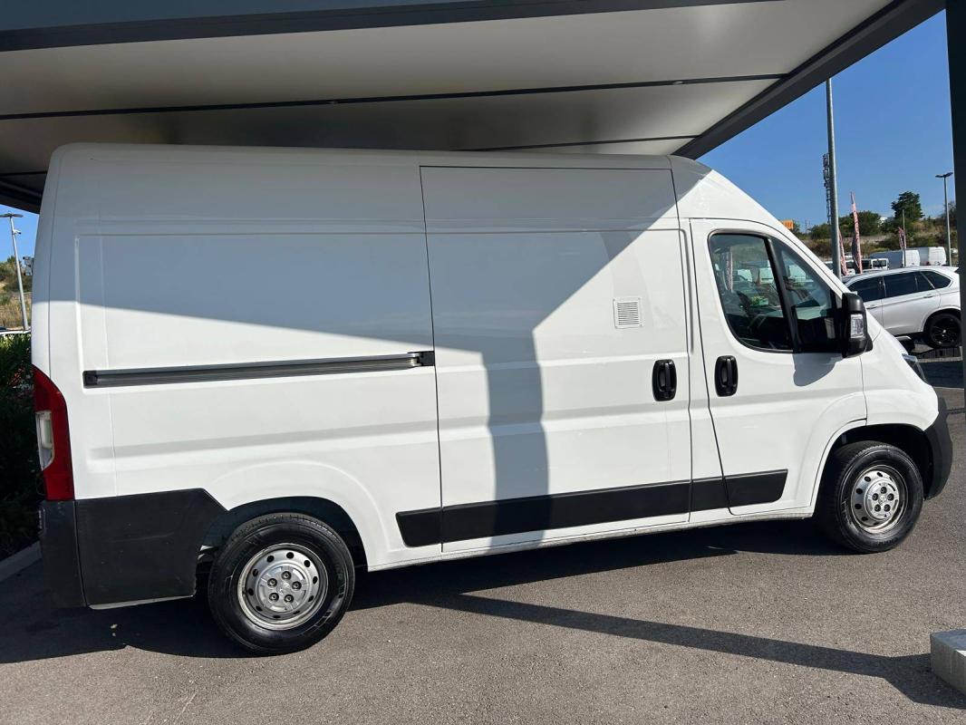 Peugeot Boxer FOURGON TOLE 335 L2H2 BLUEHDI 120 S&S PREMIUM