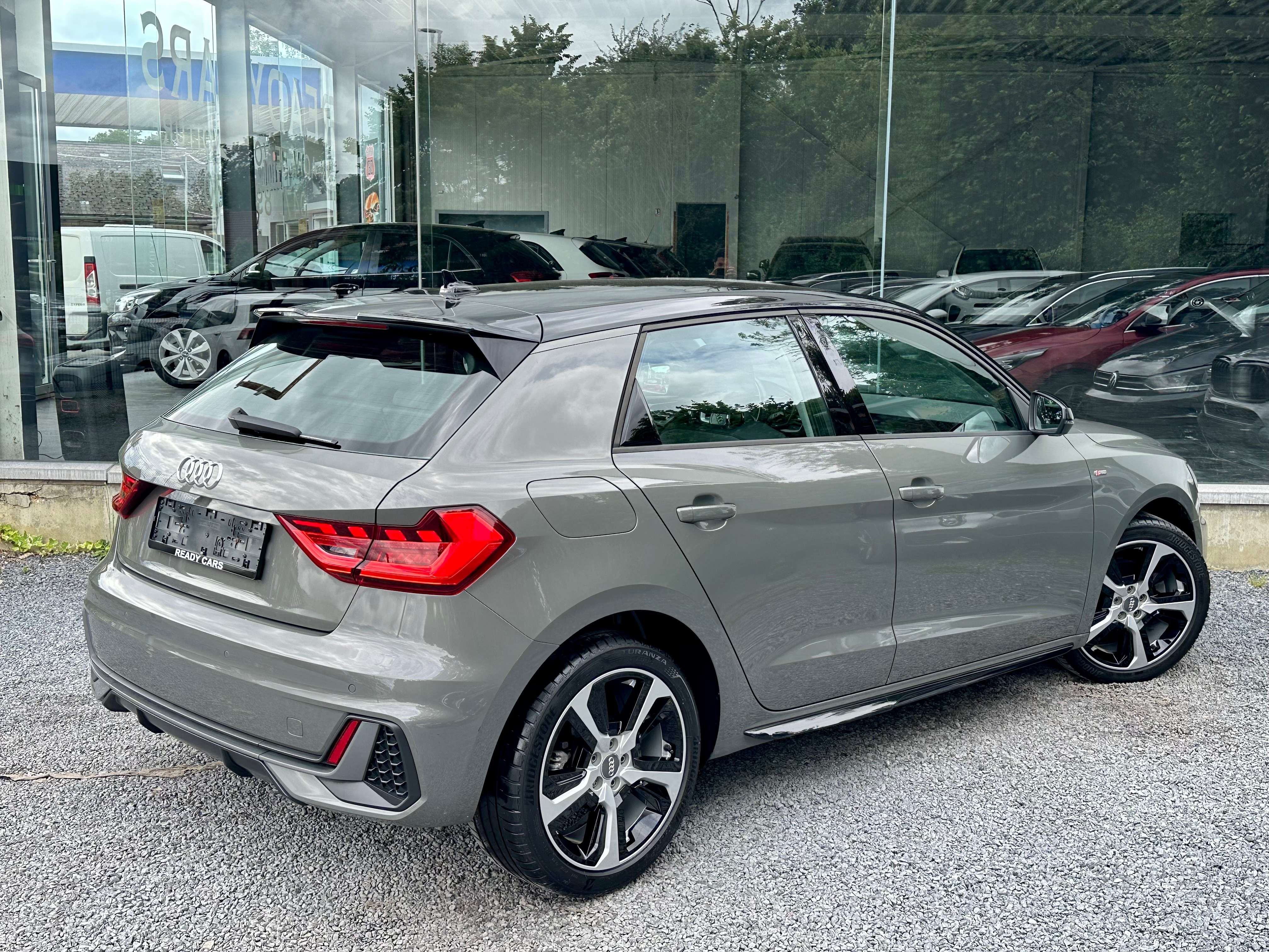 Audi A1 1.0 TFSI*S LINE*1ER MAIN*15694 HTVA*NEW MODEL*116 CV*LED*SIEG CHAUFF*CARPLAY