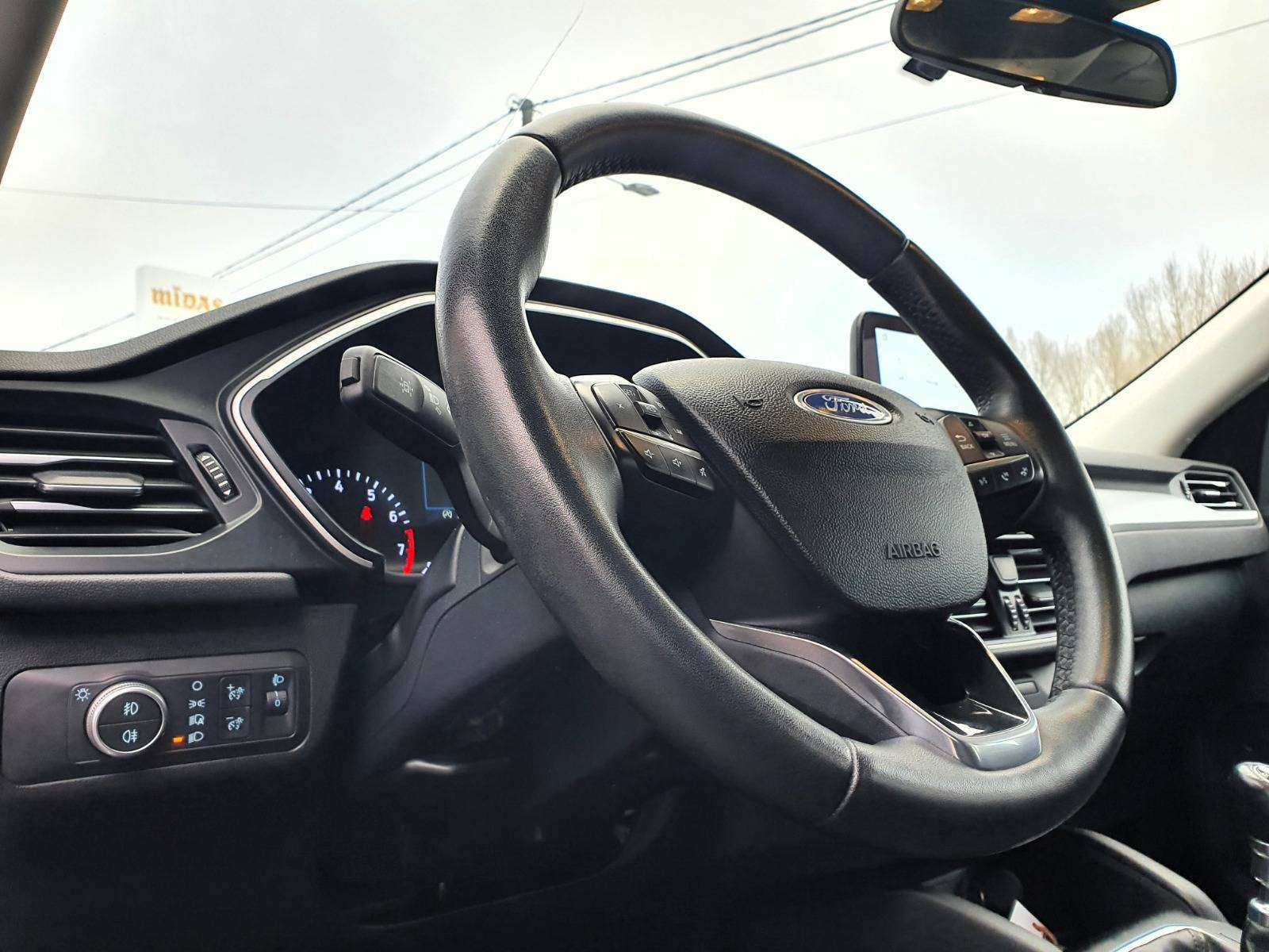 Ford Kuga 🟢1.5 ESSENCE 120CV - GPS - CRUISE - S.CHAUFF