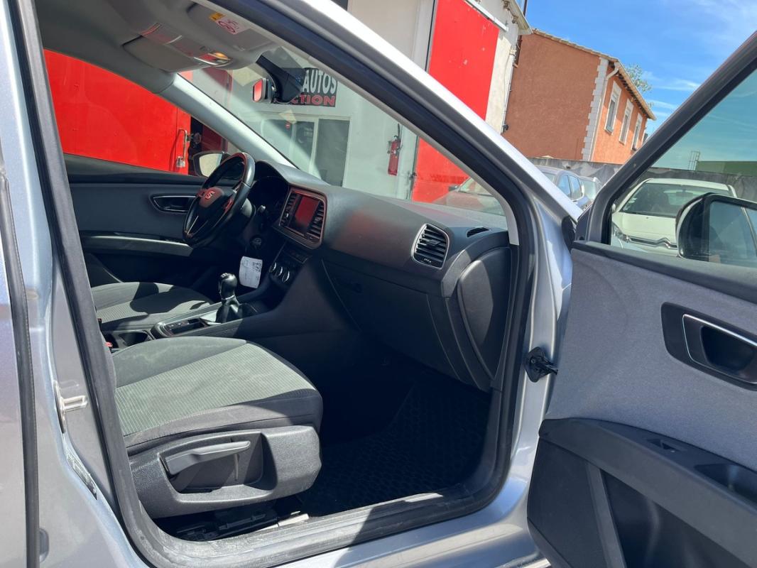 Seat Leon 1.2 TSI 110 CH ESSENCE - CRIT'AIR 1 | ENTIÈREMENT RÉVISÉE & GARANTIE 12 MOIS EN EUROPE