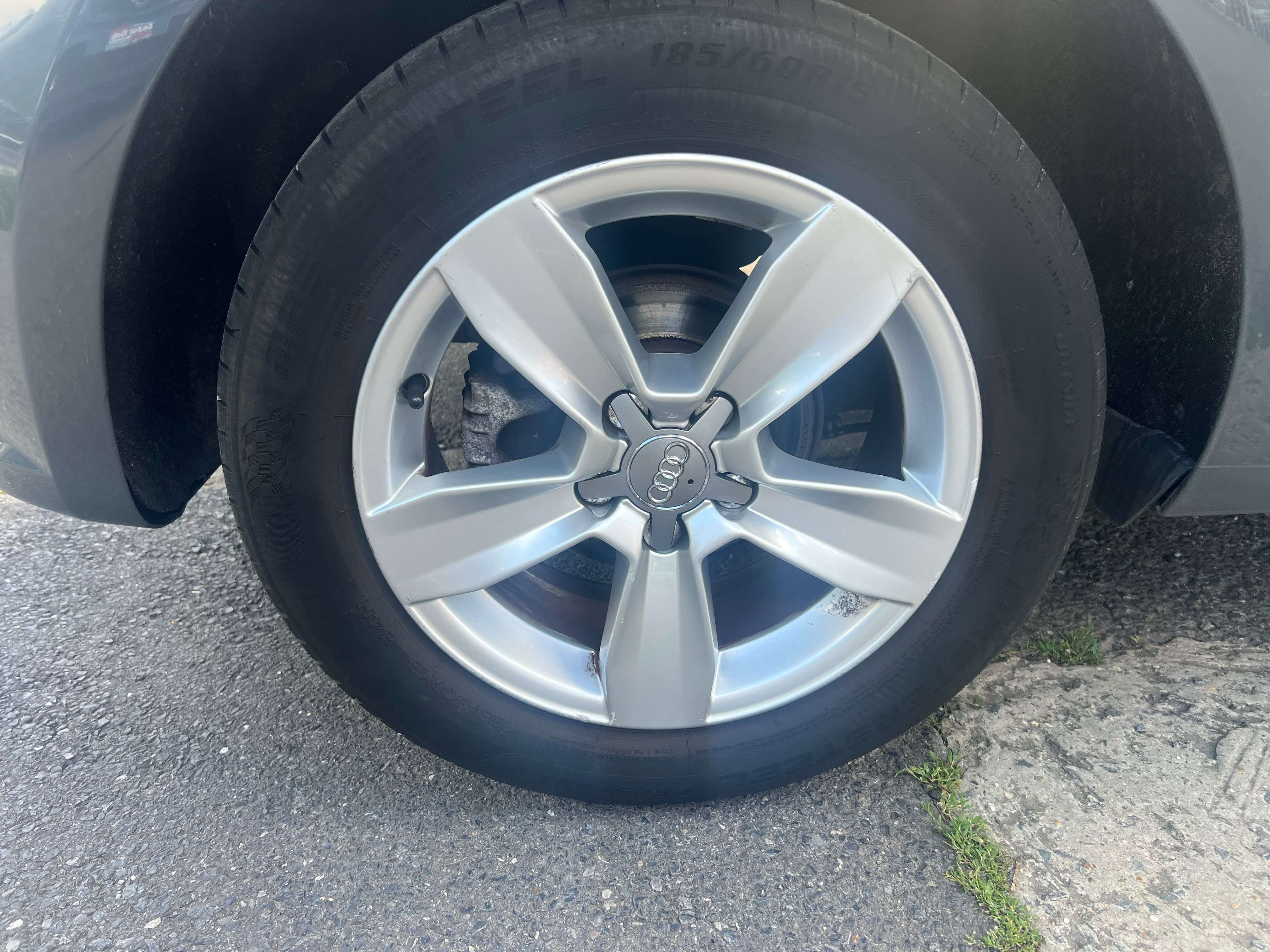 Audi A1 Sportback 1.0 TFSI Sport S tronic GPS CUIR SIÈGES SPORT CHAUFFANTS GARANTIE CRÉDIT 100%