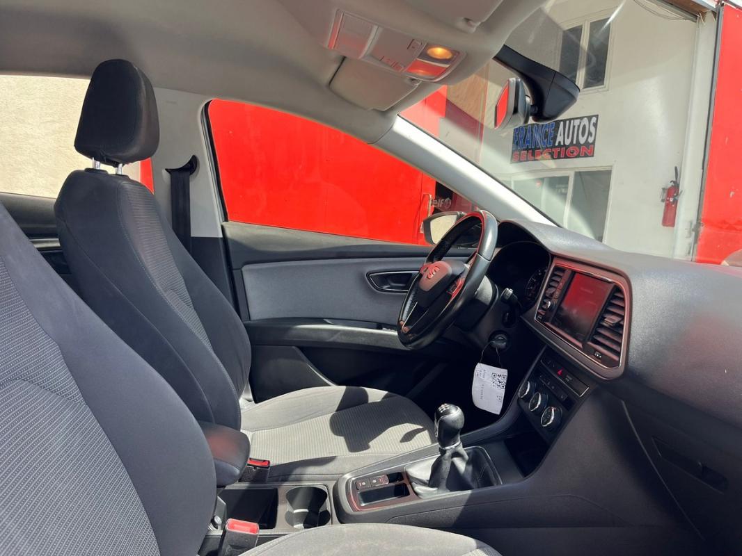 Seat Leon 1.2 TSI 110 CH ESSENCE - CRIT'AIR 1 | ENTIÈREMENT RÉVISÉE & GARANTIE 12 MOIS EN EUROPE