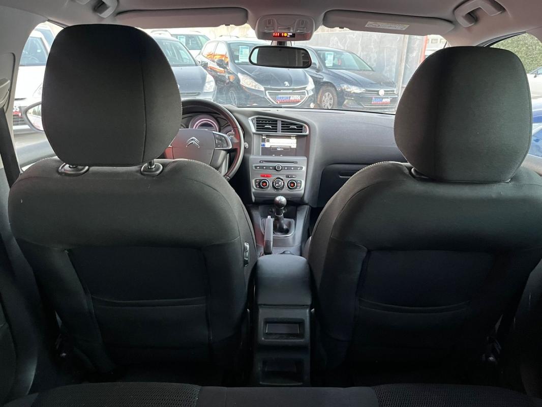 Citroen C4 111 CH ESSENCE CRIT'AIR 1 | ENTIÈREMENT RÉVISÉE ET GARANTIE EN EUROPE