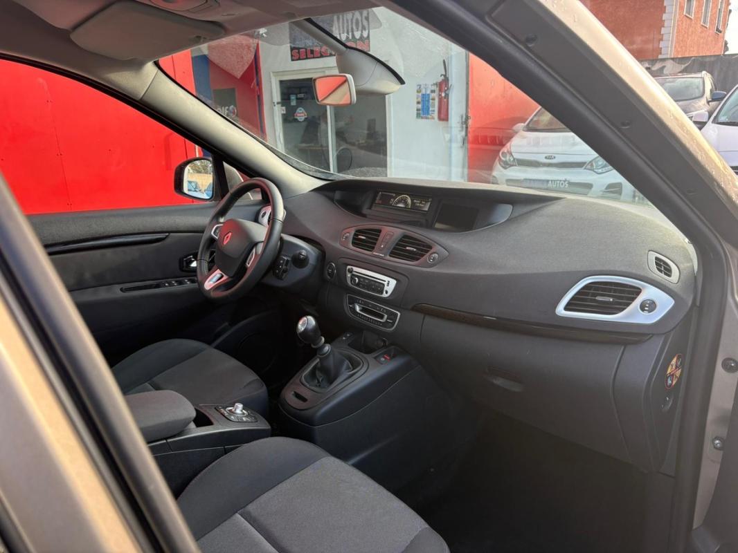 Renault Scenic PHASE 2 1.5L DCI 110 CH - GPS, 4 PNEUS NEUF ENTIÈREMENT RÉVISÉE & GARANTIE 12 MOIS