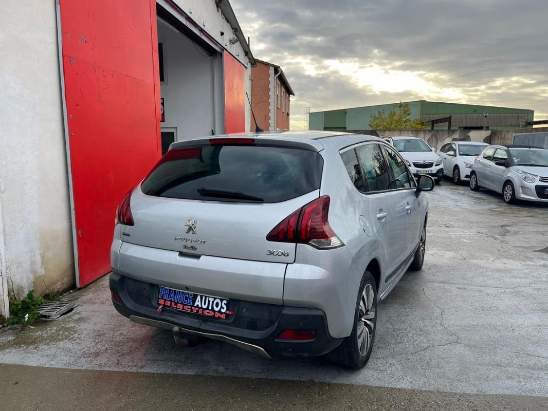 Peugeot 3008 1.6 HDI 120 CH - TOIT PANORAMIQUE | ENTIÈREMENT RÉVISÉE ET GARANTIE 12 MOIS EUROPE