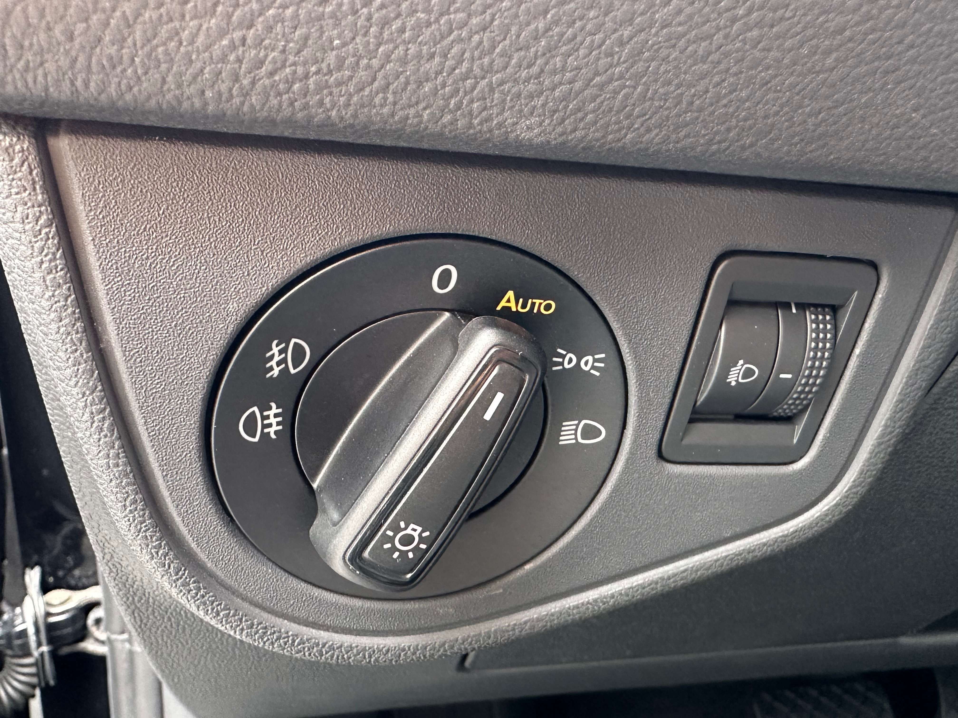 Volkswagen Polo 1.0 TSI*1ER PROP*SIEGE CHAUFFANT*CARPLAY*GARANTIE
