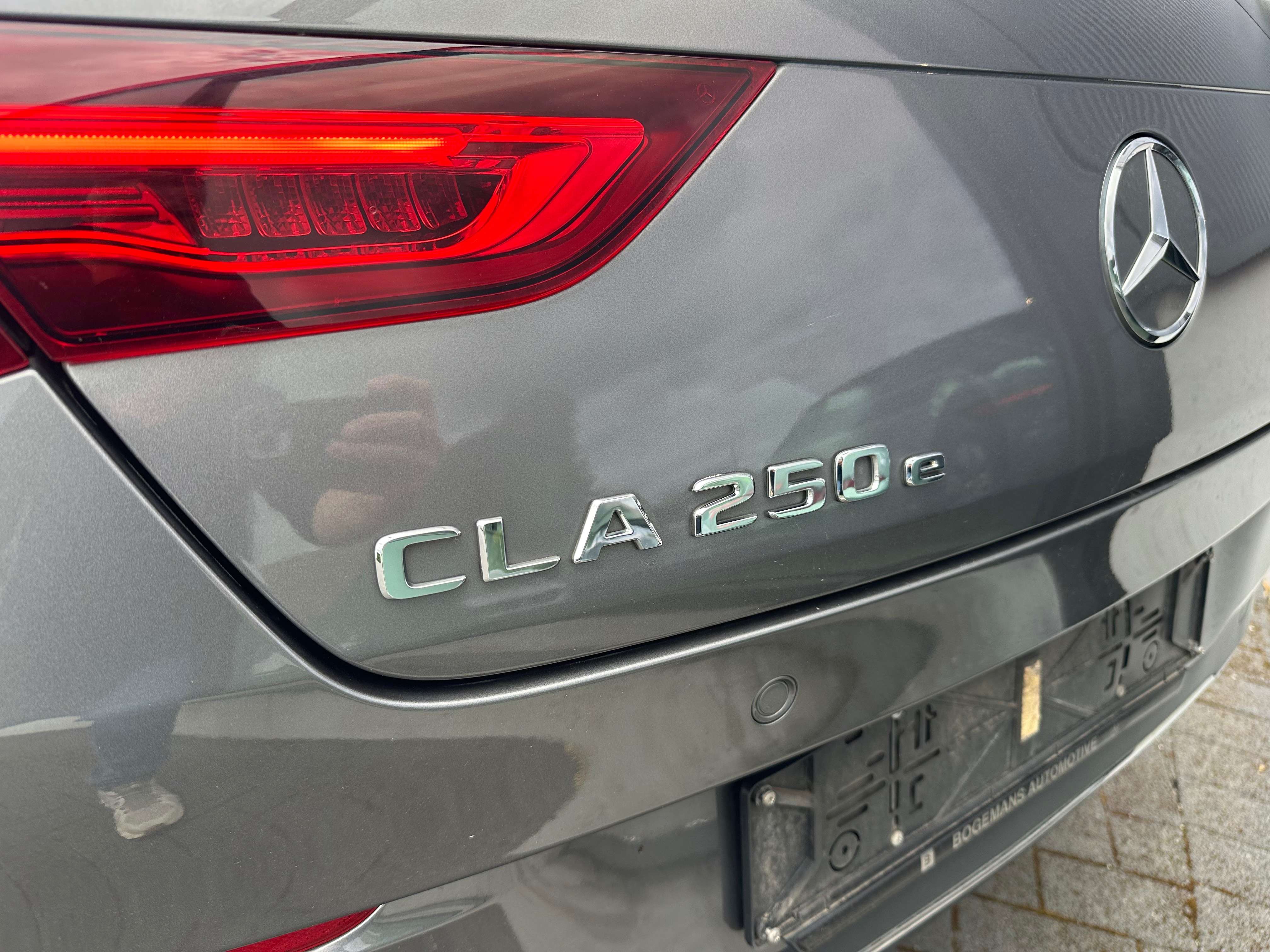 Mercedes-Benz CLA 250 e PHEV Sport  Line Automaat Perfect condition !!!