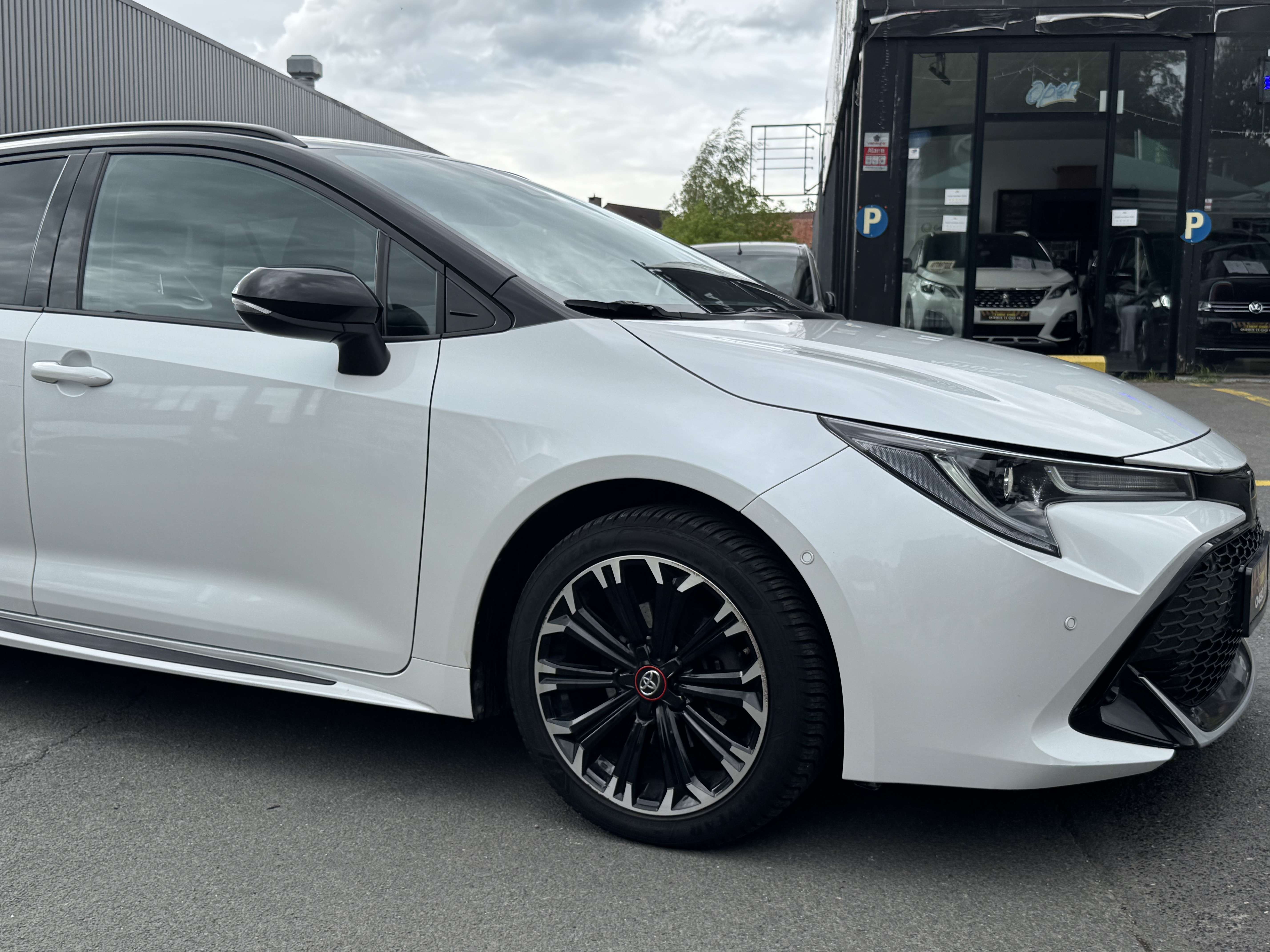 Toyota Corolla HYBRID TOURING SPORTS 1.8 GR LED GPS CAMERA