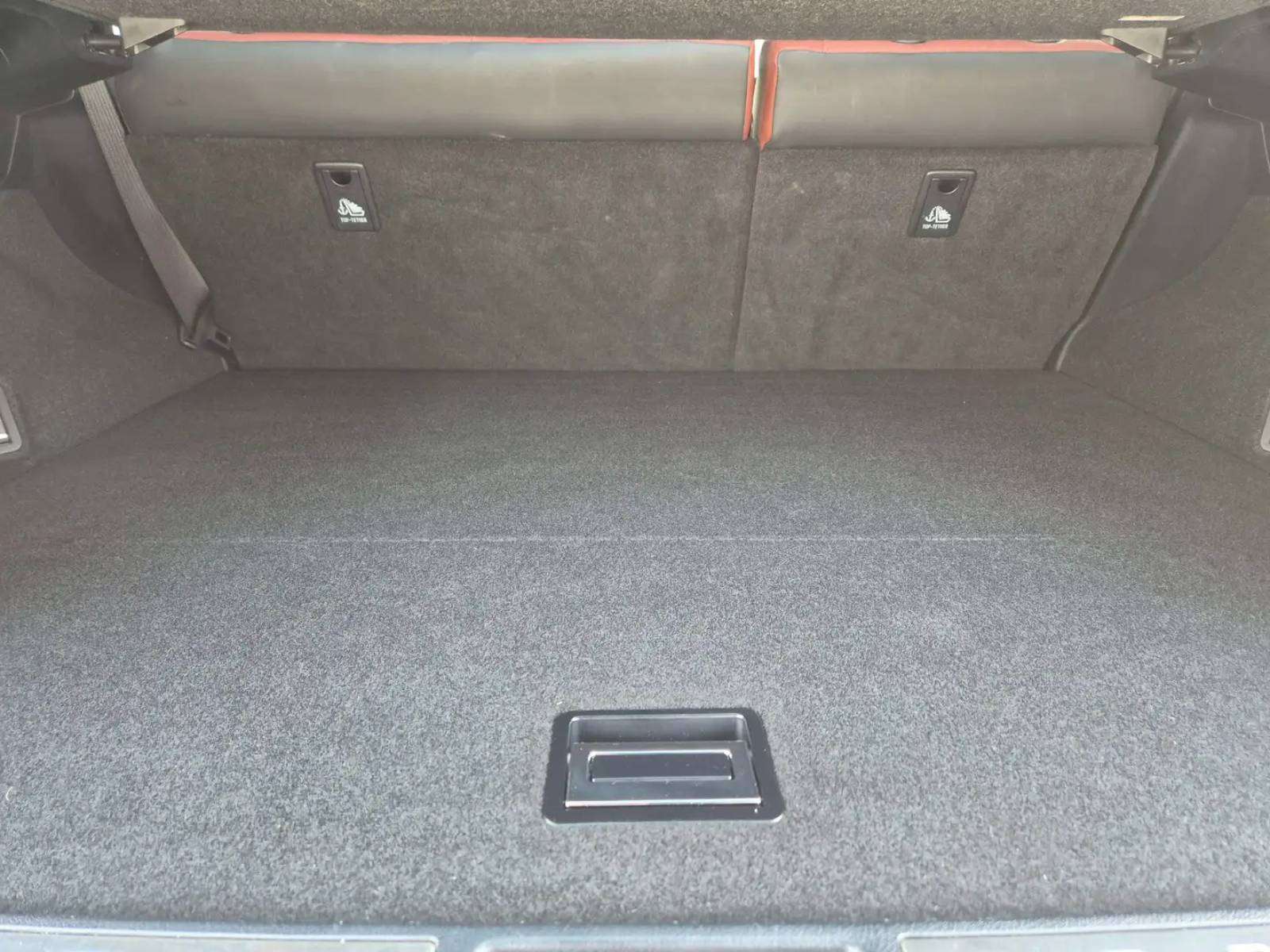 Lexus NX 300h 2.5i FWD Executive // HYBRID//CARNET/GARANTIE 12M