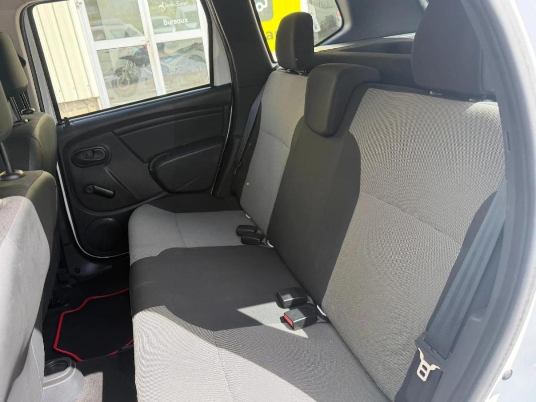 Dacia Duster 1.6 105 LAUREATE 4X2 ENTRETIEN COMPLET RENAULT-RIEN A PREVOIR-VEHICULE ECONOMIQUE