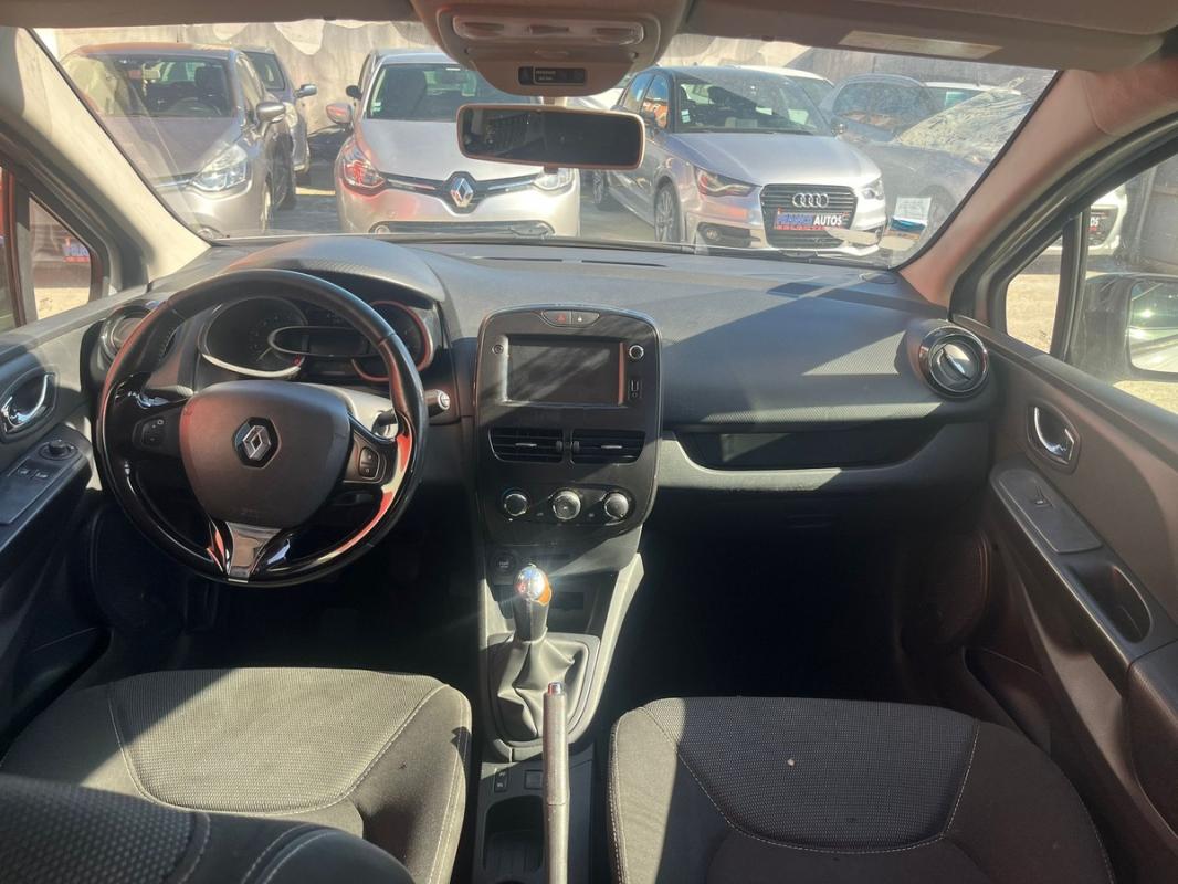 Renault Clio IV 1.5L DCI AVEC RADARS DE RECUL - ENTIÈREMENT RÉVISÉE ET GARANTIE 12 MOIS EN EUROPE