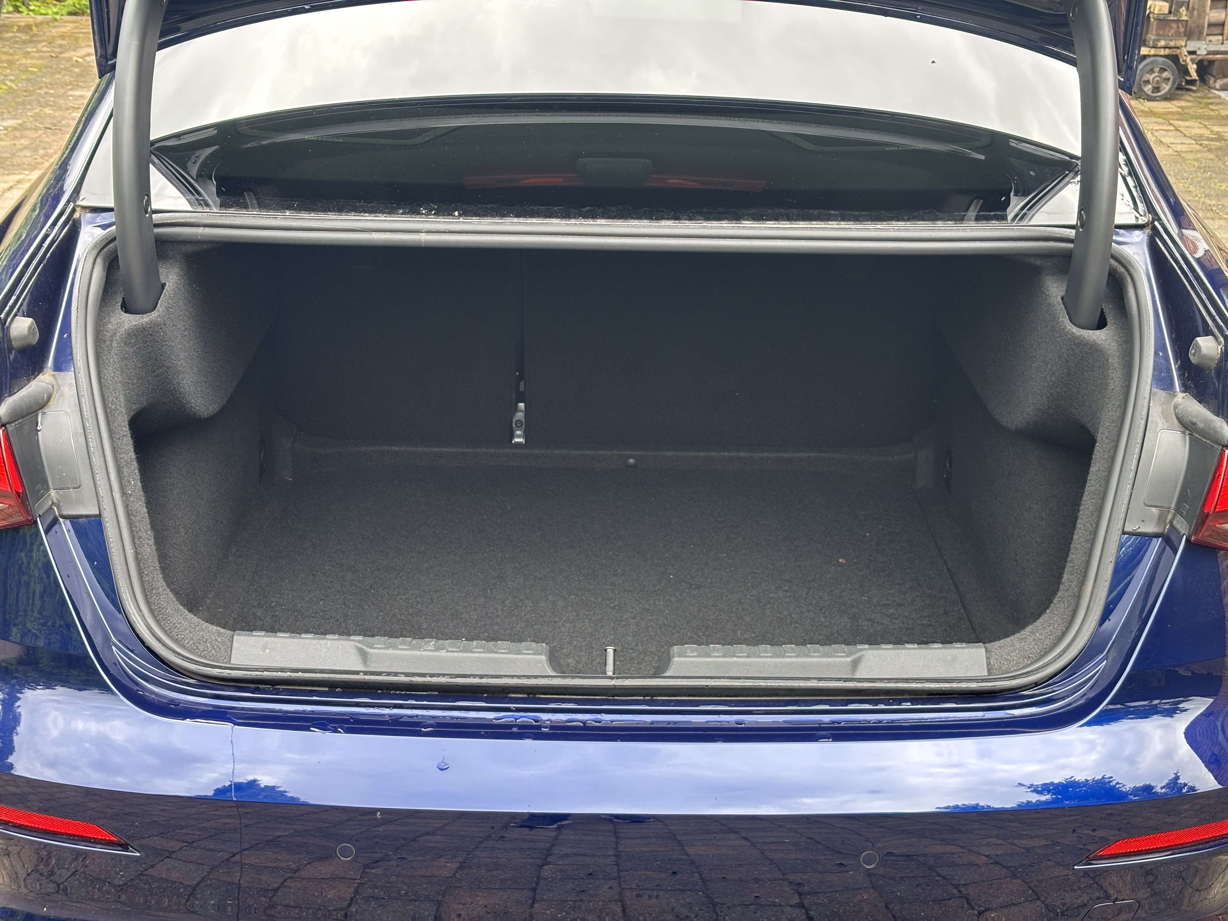 Audi A3 30TFSI S Tronic 12mois Garantie)