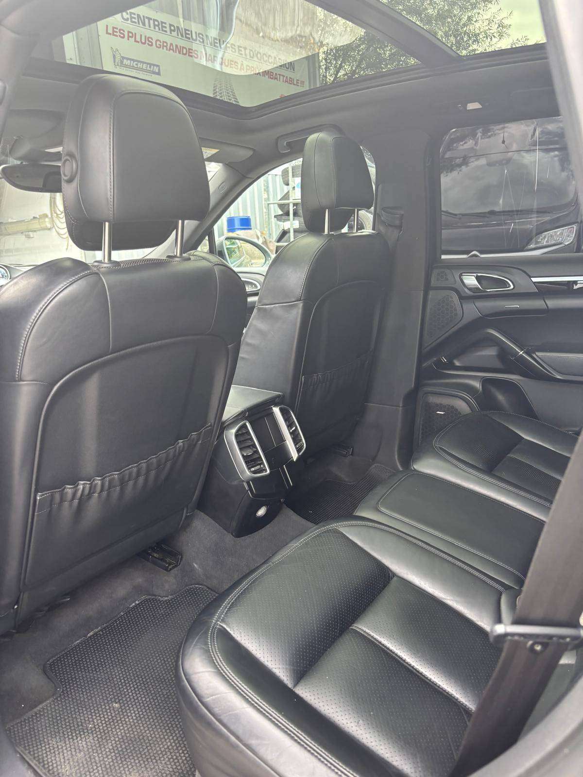 Porsche Cayenne Cayenne 3.0i V6 PHEV S Tiptronic S (306 kW)