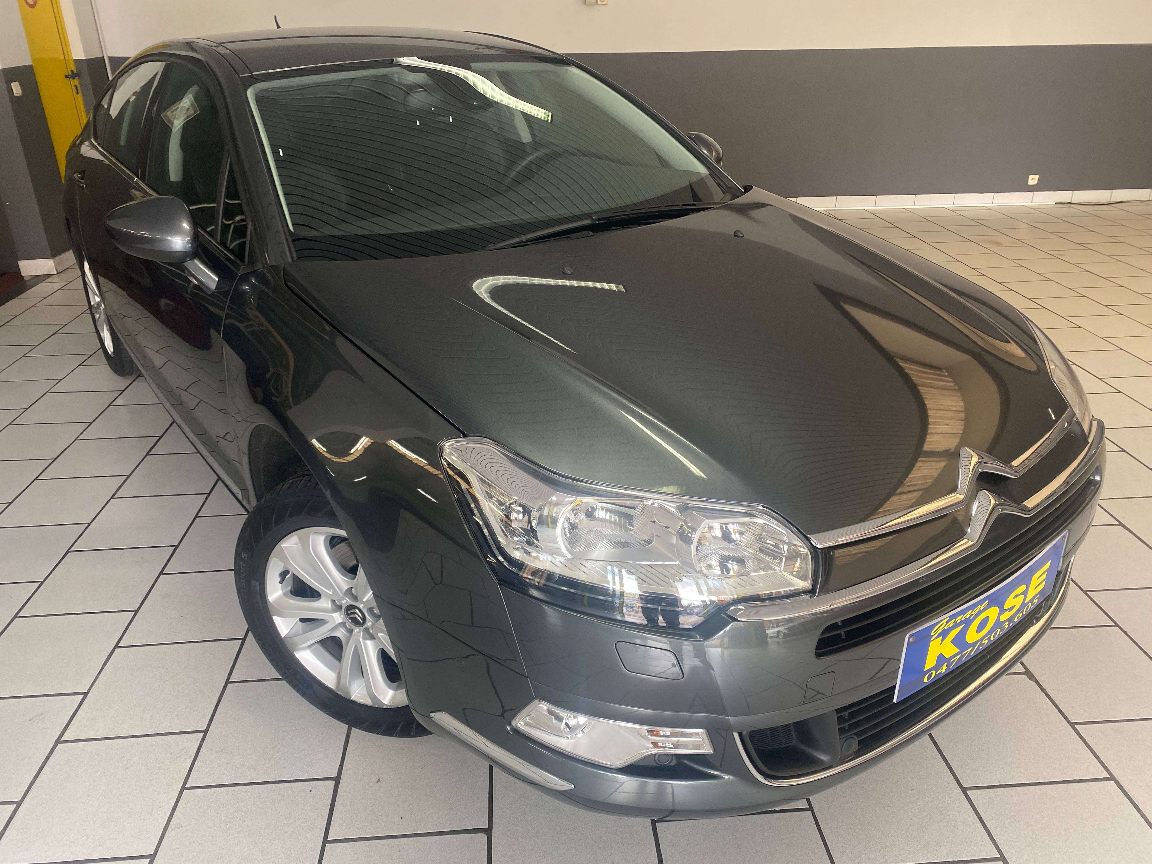Citroen C5 C5 2.0 HDi Exclusive // 1ER PROPRIETAIRE +SUSPENSION HYDRAULIQUE+GARANTIE 12 MOIS+ESSAIS ROUTIER+CT+CARPASS//