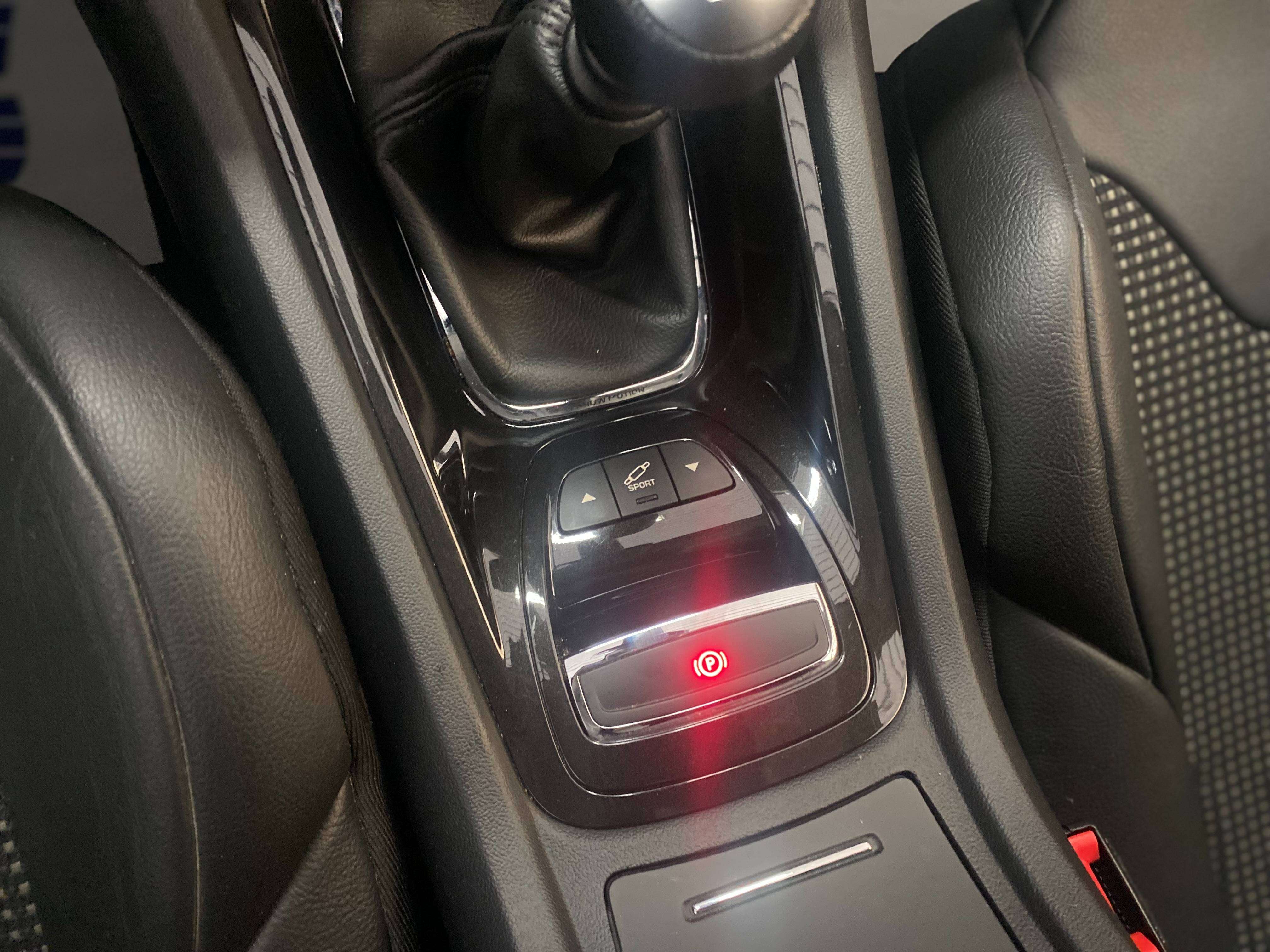 Citroen C5 C5 2.0 HDi Exclusive // 1ER PROPRIETAIRE +SUSPENSION HYDRAULIQUE+GARANTIE 12 MOIS+ESSAIS ROUTIER+CT+CARPASS//