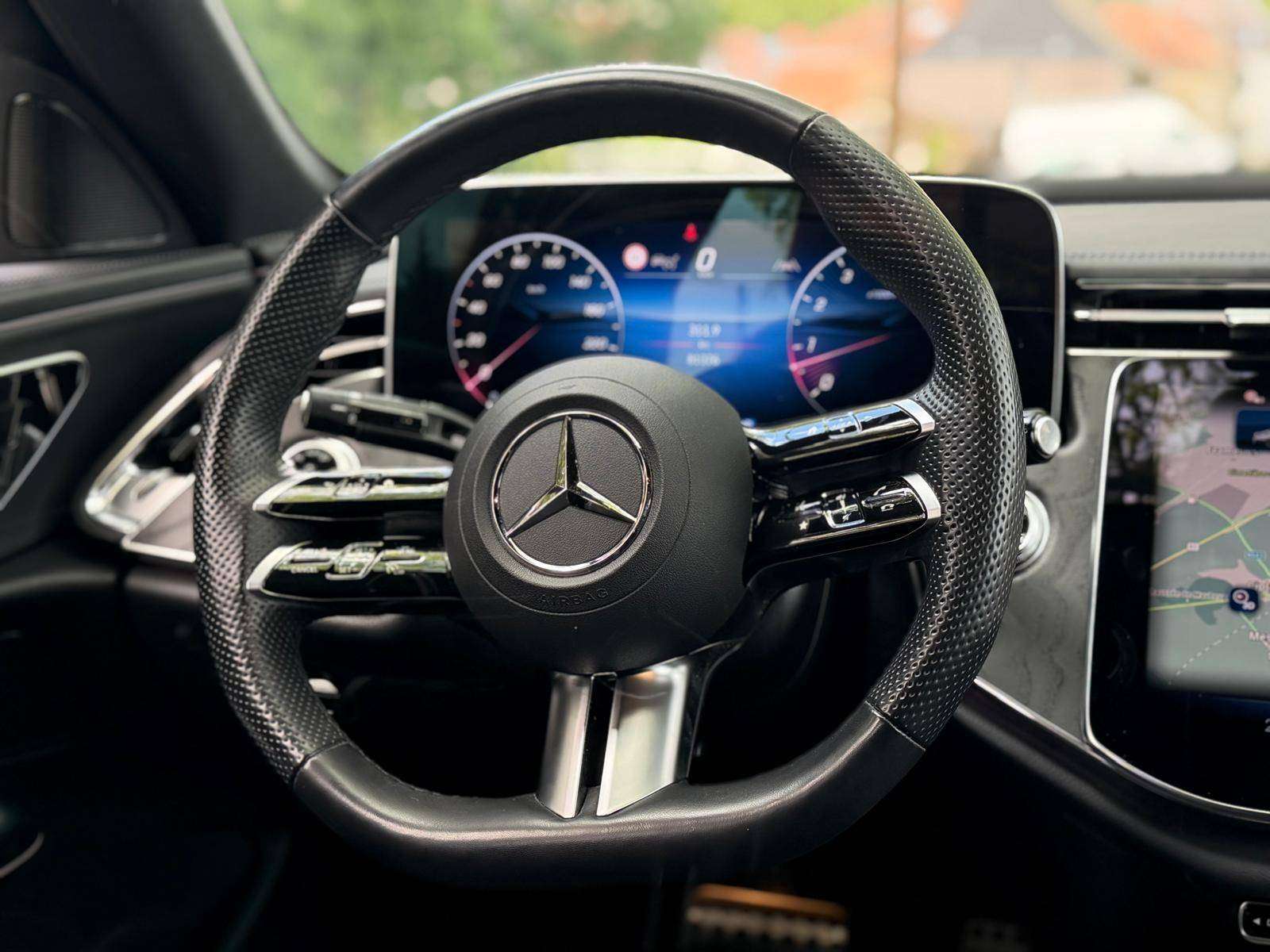 Mercedes-Benz E 200 4-Matic AMG Line - Garantie 12 mois