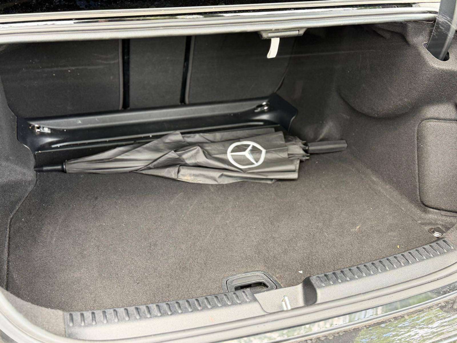 Mercedes-Benz E 200 4-Matic AMG Line - Garantie 12 mois