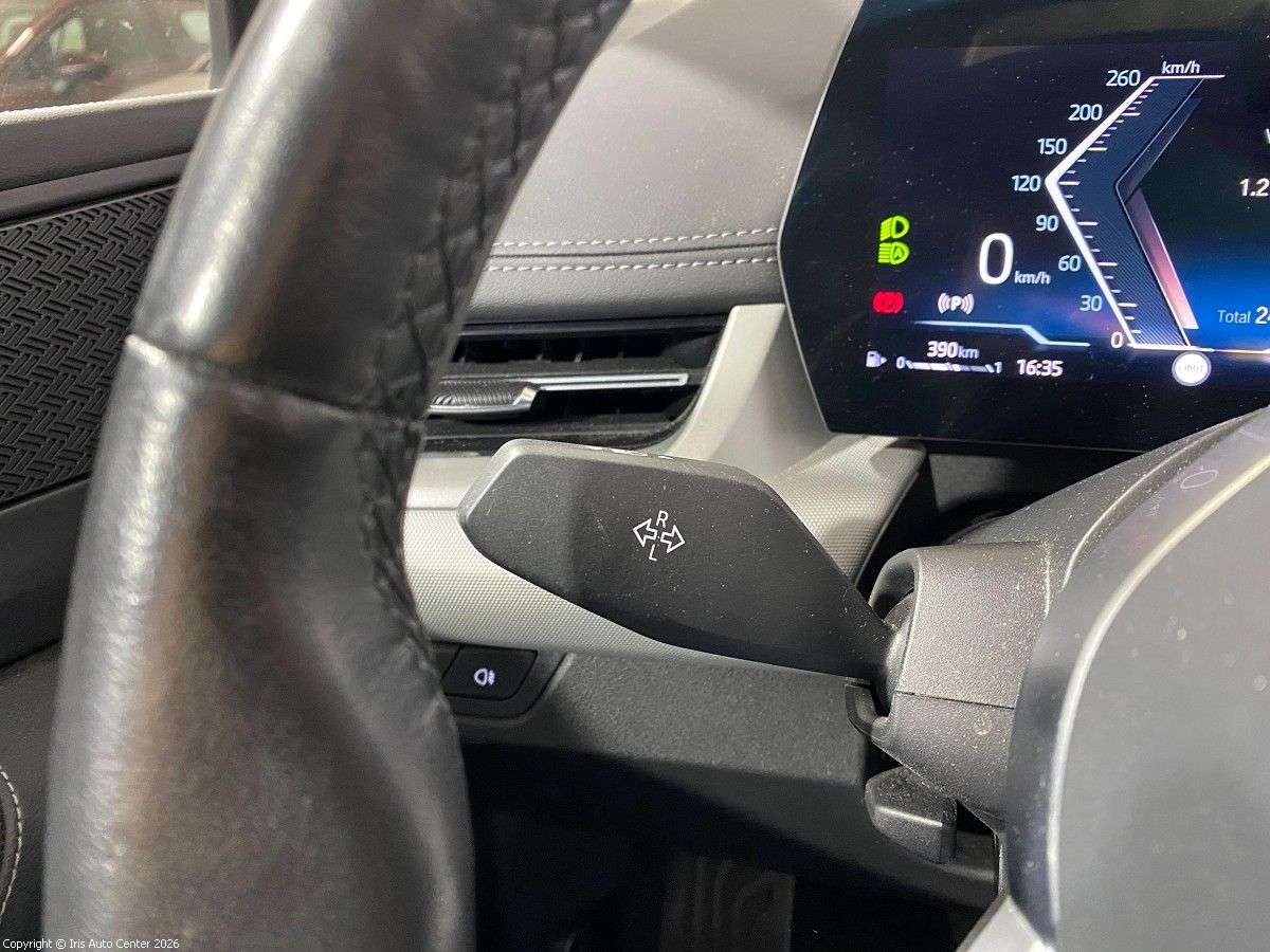BMW 218 I | TOIT OUVRANT | CAMERA | CARPLAY | CUIR