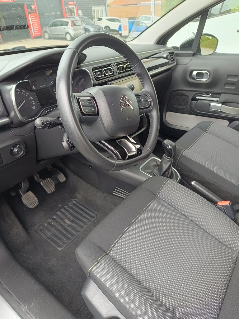 Citroen C3 III (2) 1.5 BLUEHDI 100 S&amp;S SHINE BV6