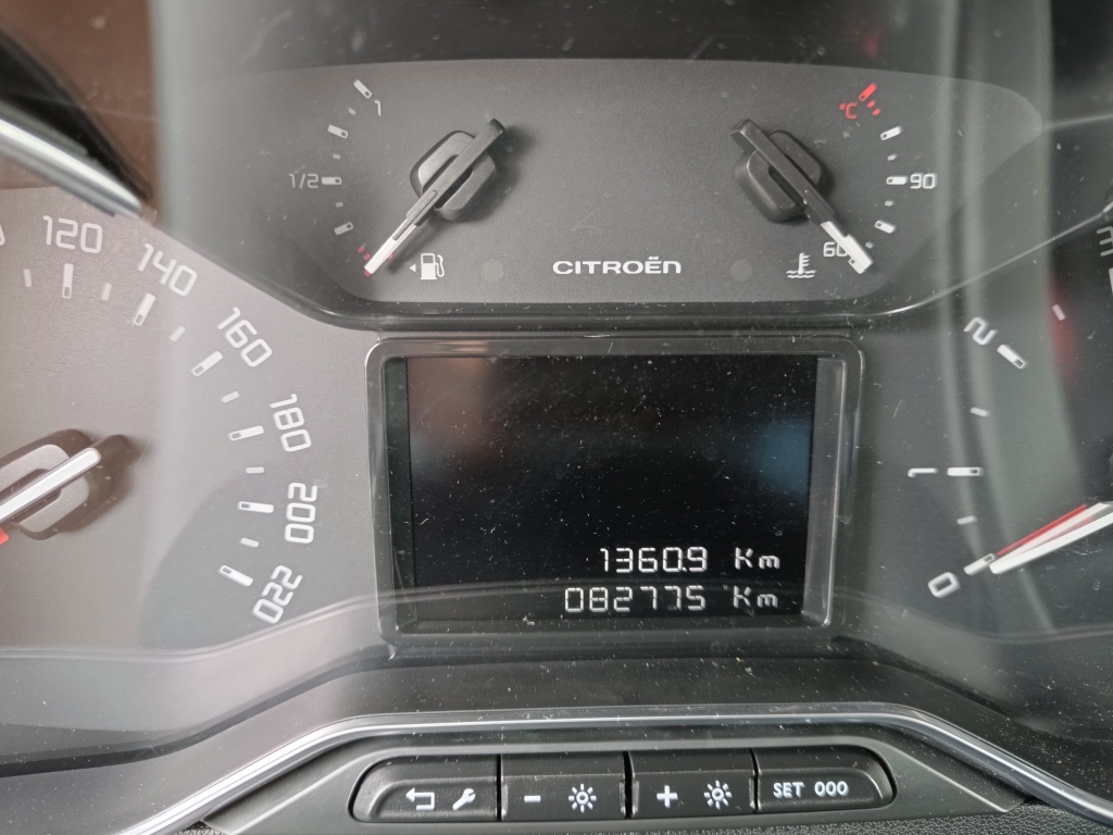 Citroen C3 III (2) 1.5 BLUEHDI 100 S&amp;S SHINE BV6