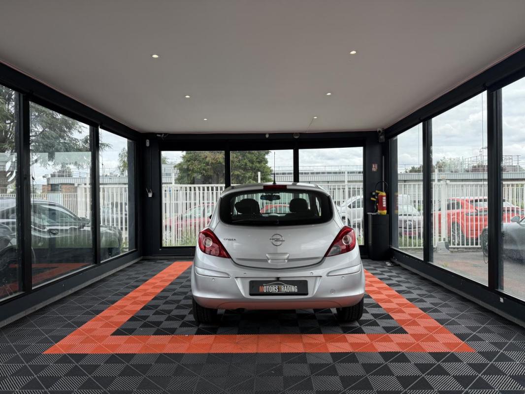 Opel Corsa 1.2i Twinport D BERLINE Enjoy PHASE 1