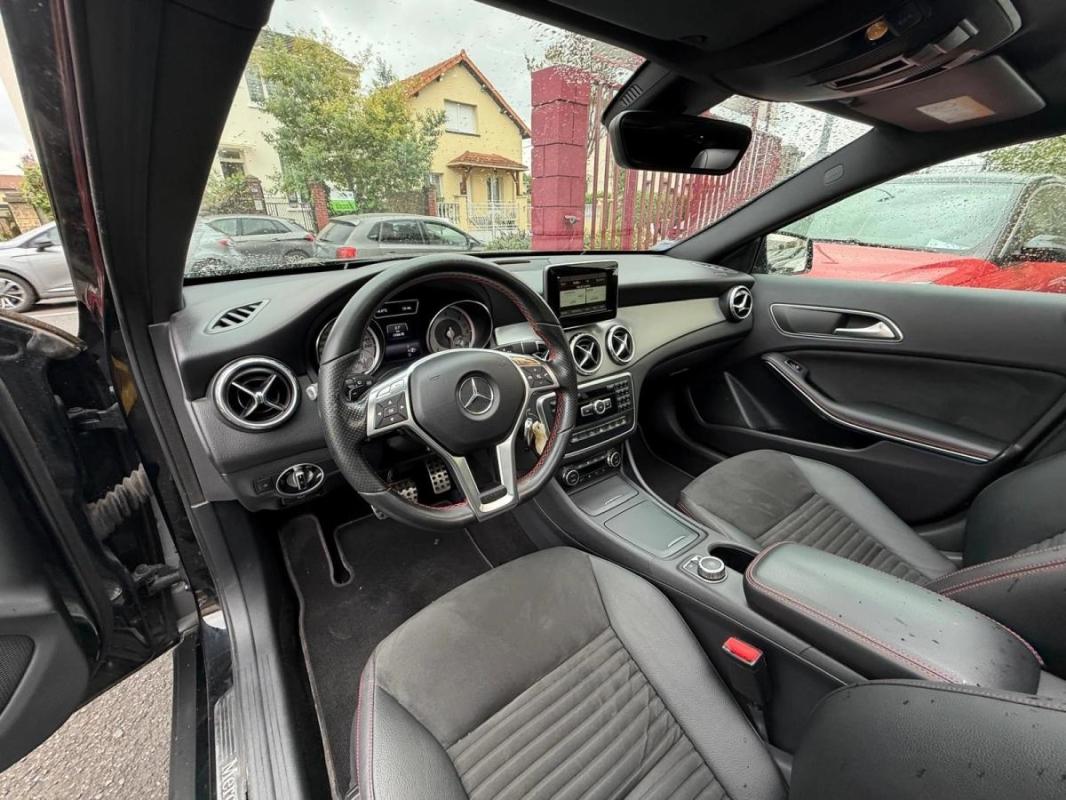 Mercedes-Benz Gla 2.2 220 CDI 170 FASCINATION 4MATIC 7G-DCT BVA