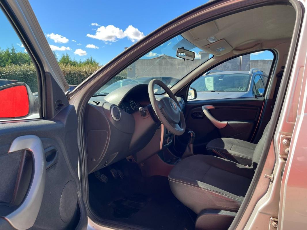 Dacia Sandero 1.5 DCI 70 CHEVAUX - TRÈS PROPRE ROBUSTE ENTIÈREMENT RÉVISÉE ET GARANTIE