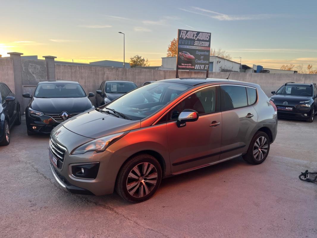Peugeot 3008 1.6L HDI 121 CH - TOIT PANO ALLURE AVEC CAMÉRA | ENTIEREMENT RÉVISÉE & GARANTIE 12 MOIS