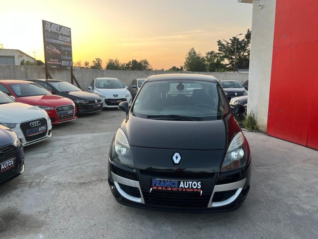 Renault Scenic 1.9L DCI 131 CH - AVEC GPS RADARS ENTIÈREMENT RÉVISÉE & GARANTIE en Europe